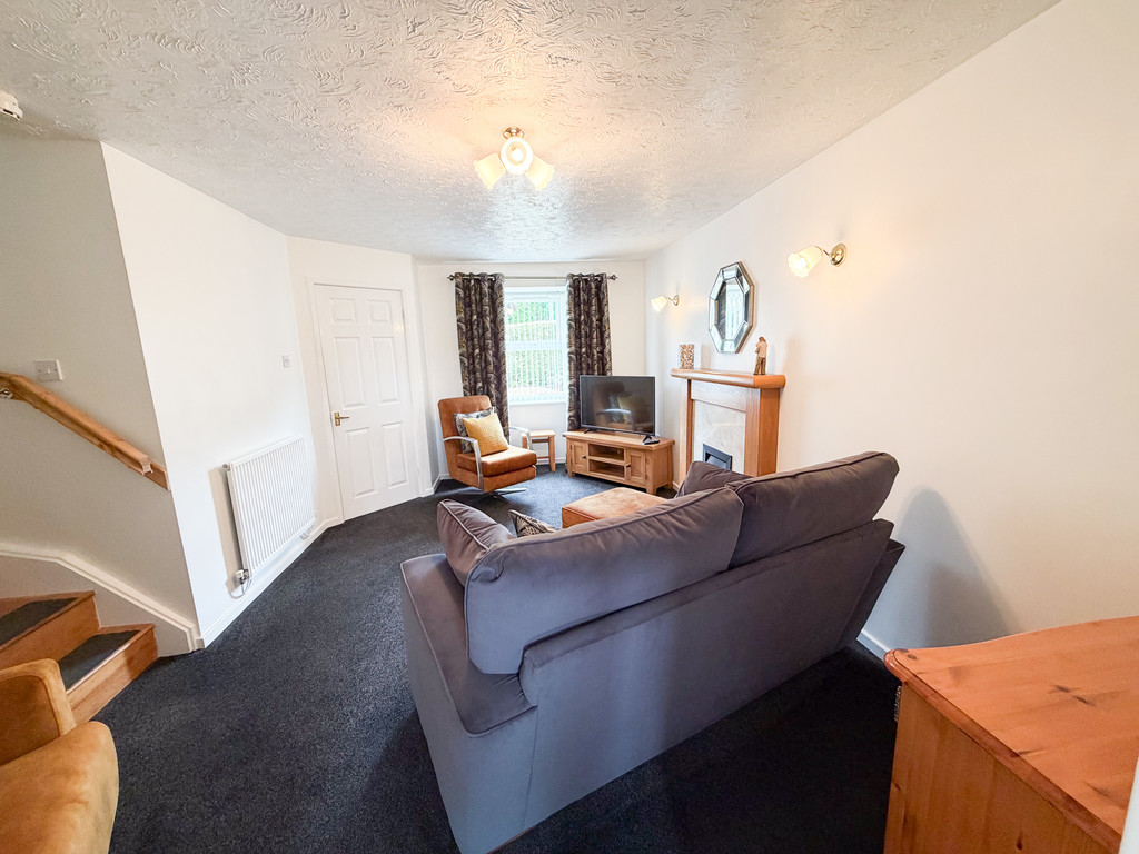 Perton Wood View, Blurton, Stoke-on-Trent, photo 3