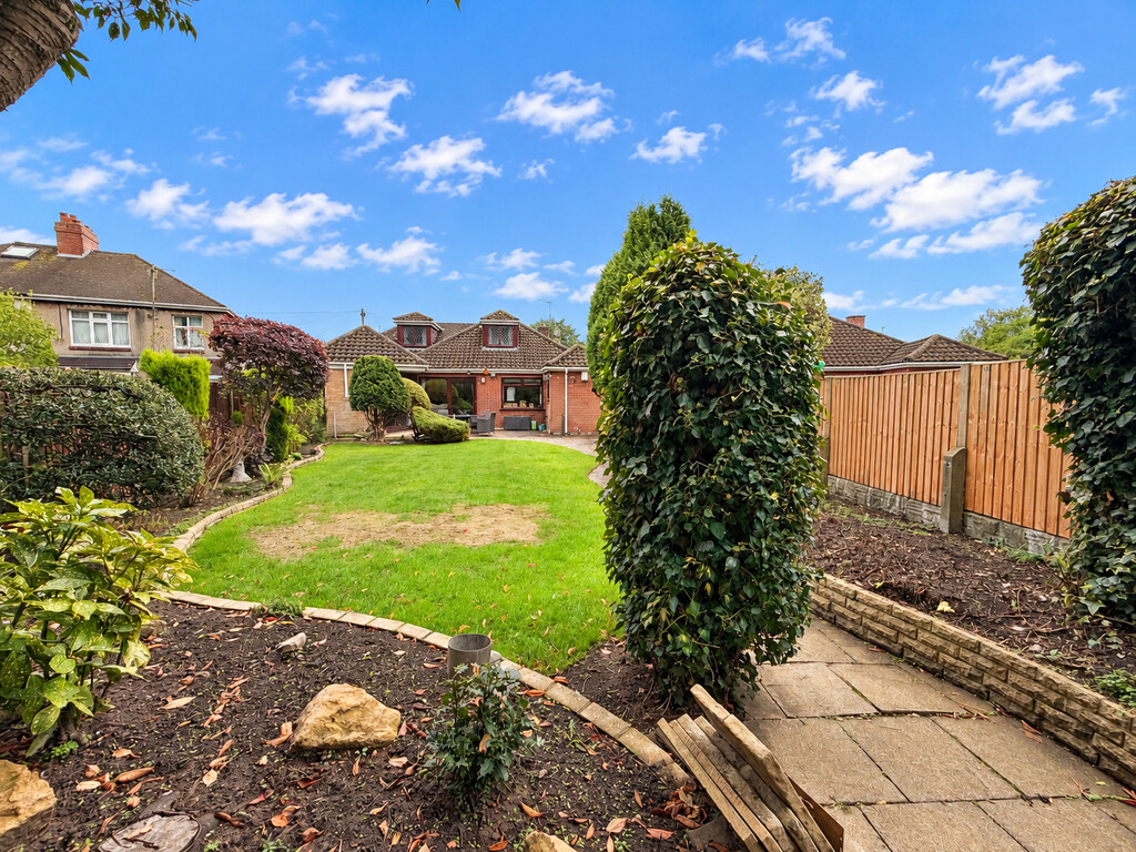Clough Hall Road, Kidsgrove, Stoke-on-Trent, photo 26