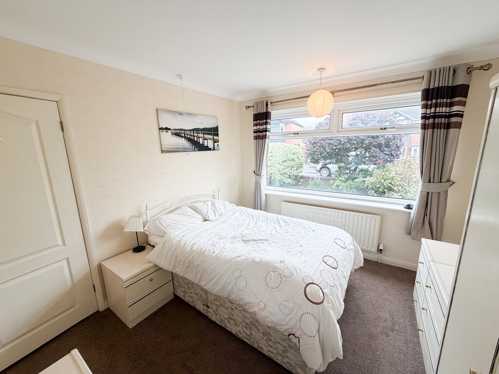 Clough Hall Road, Kidsgrove, Stoke-on-Trent, photo 21