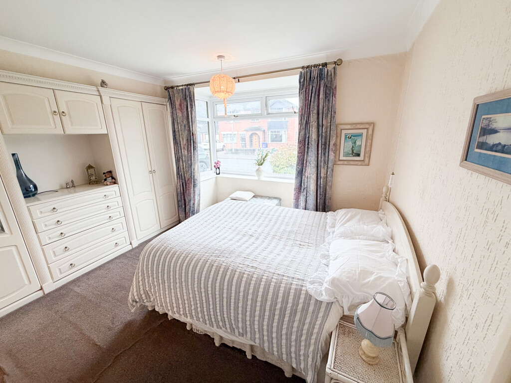 Clough Hall Road, Kidsgrove, Stoke-on-Trent, photo 19