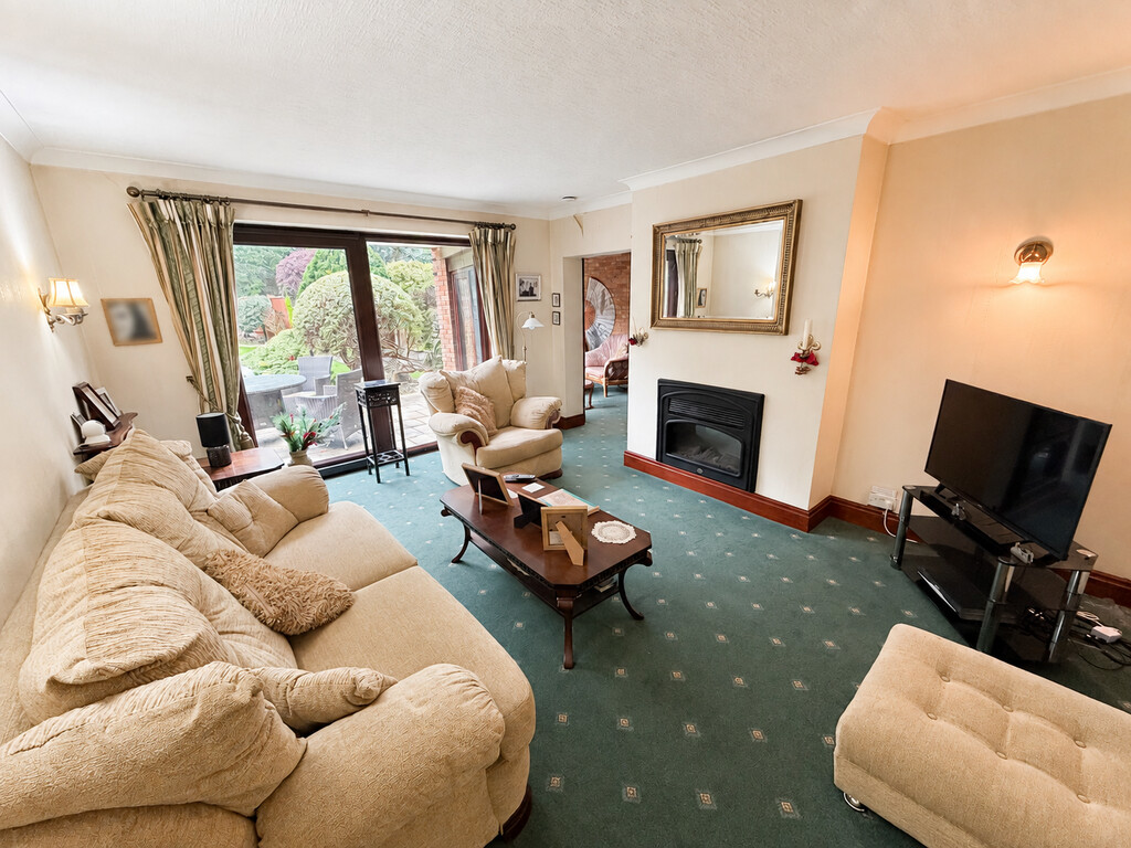 Clough Hall Road, Kidsgrove, Stoke-on-Trent, photo 3