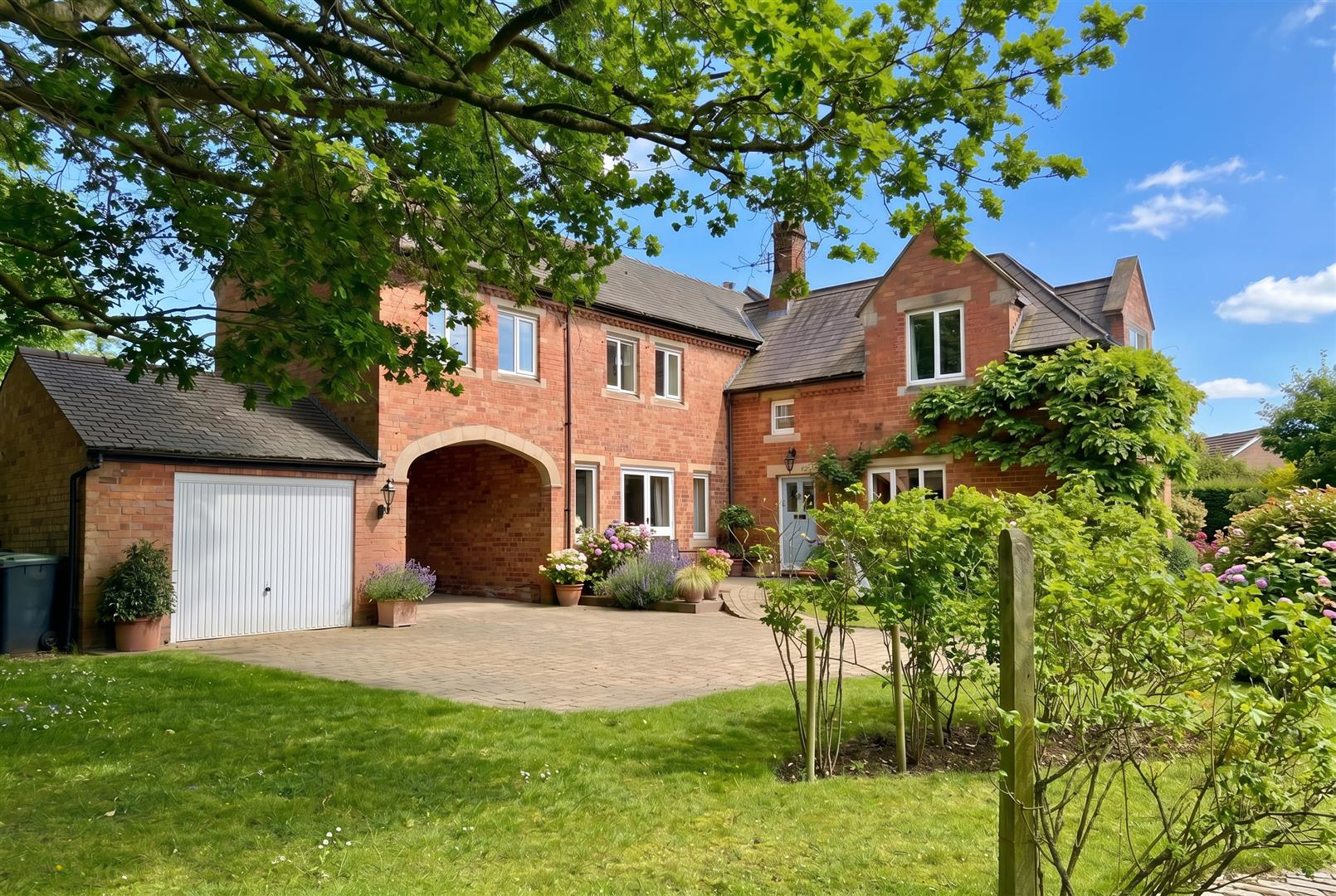 Old Vicarage Gardens, Skellingthorpe, Lincoln