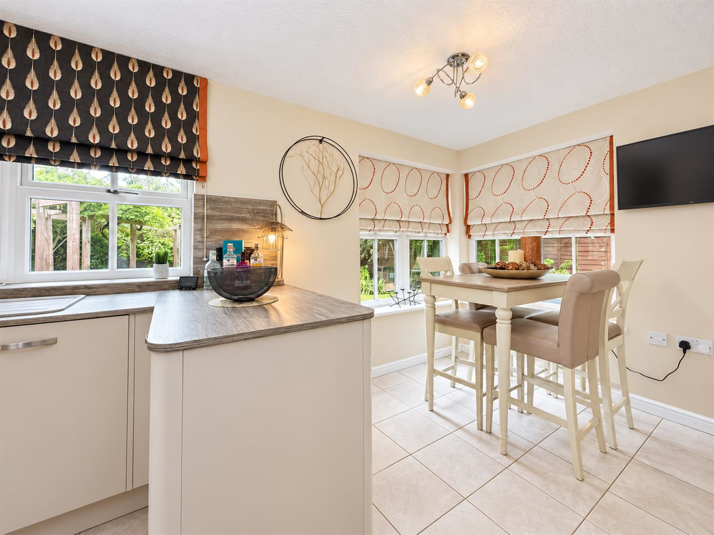 Adwalton Close, Newark, photo 4