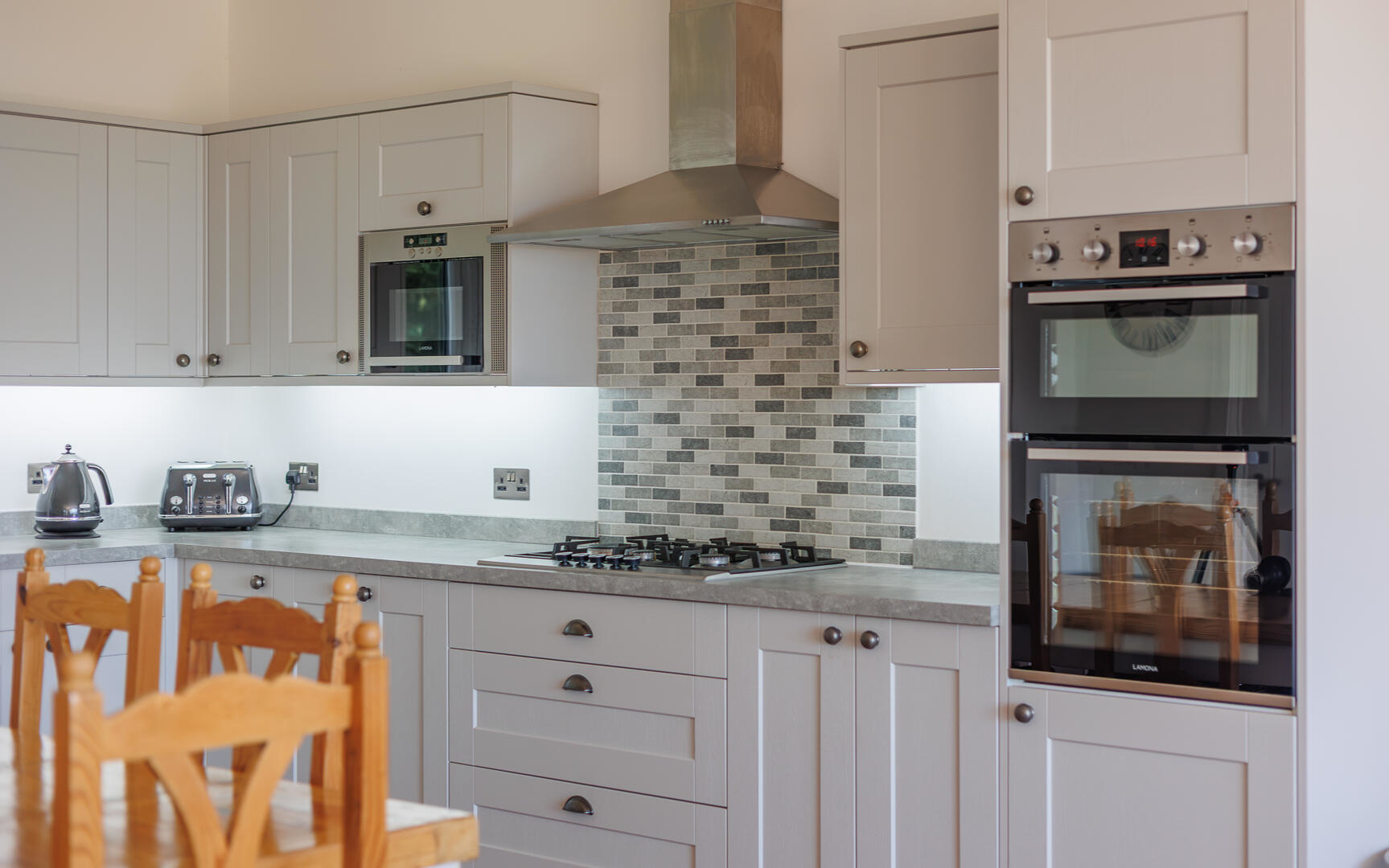 Castle Close, Ventnor, photo 9
