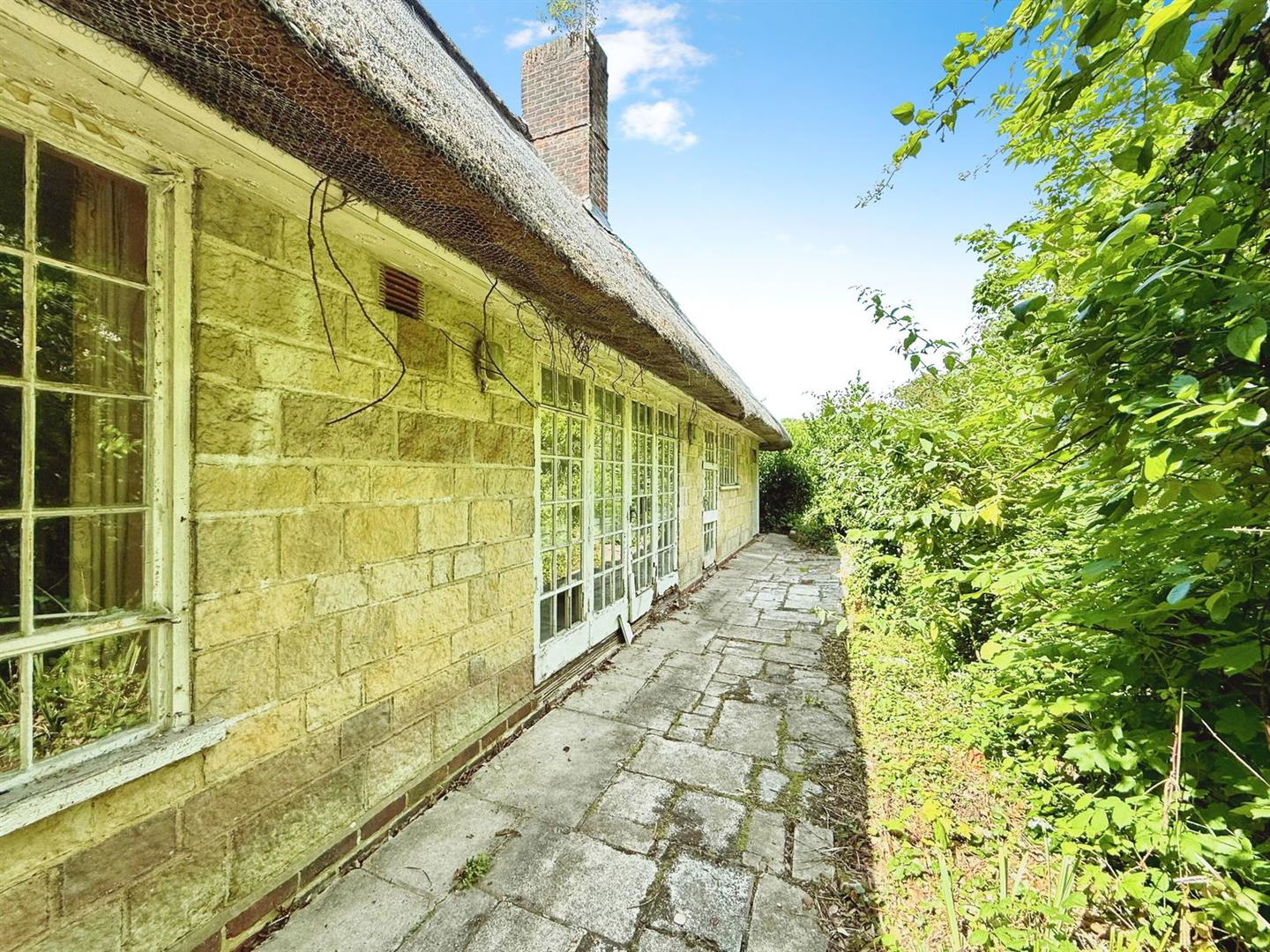 8 Church Road, photo 12