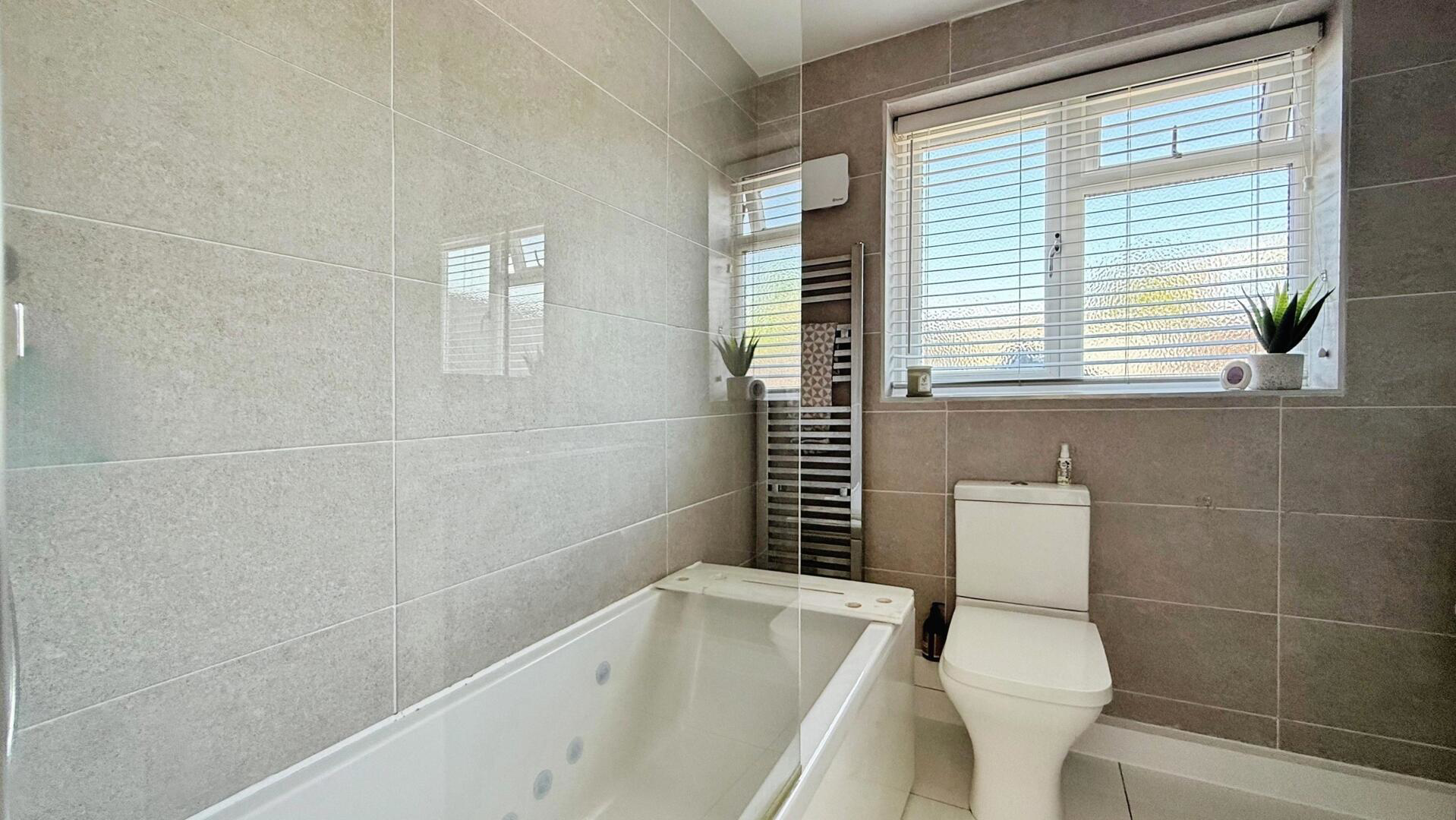 Worsley Road, Newport, photo 15