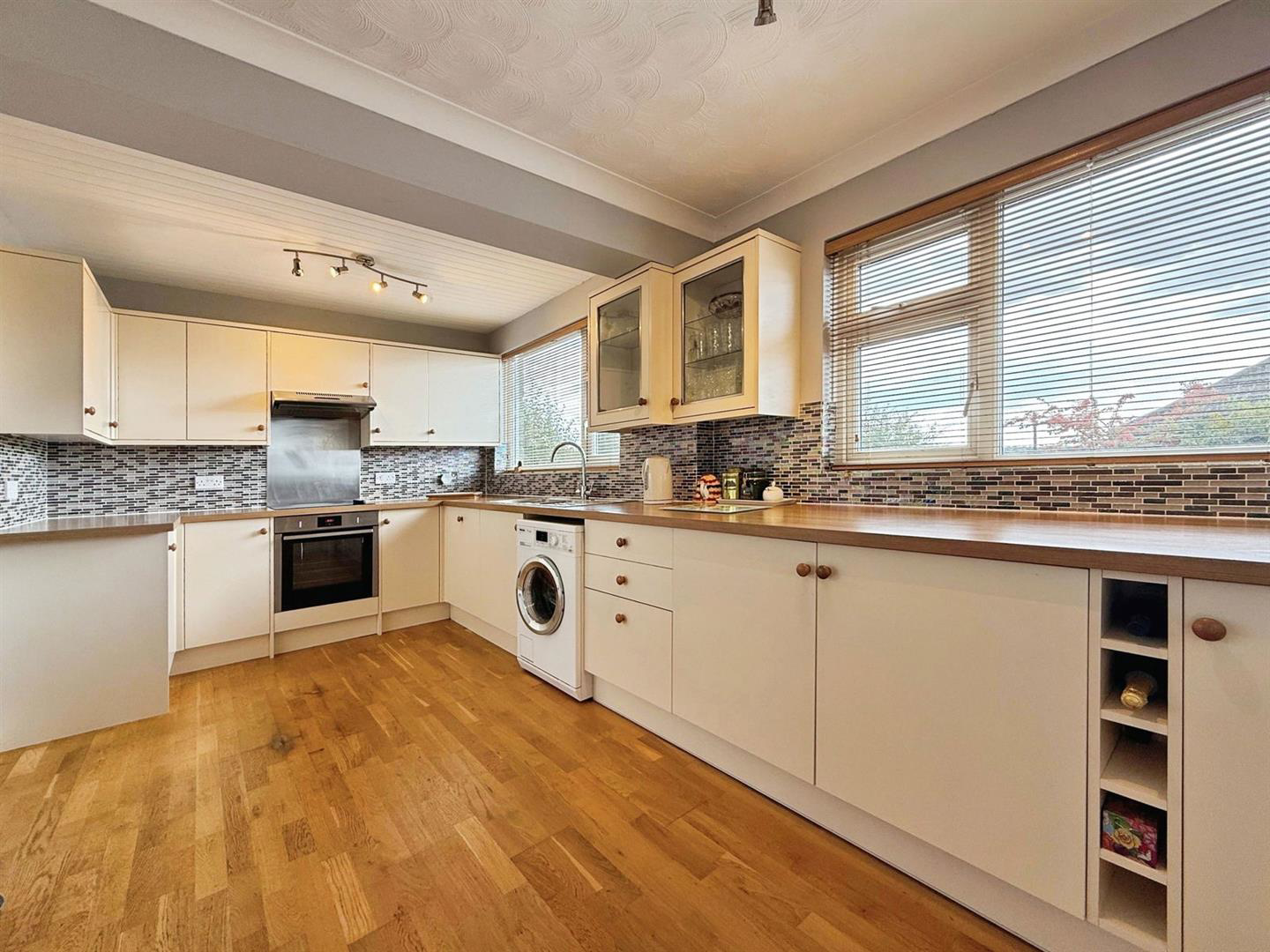 Buckbury Close, photo 3