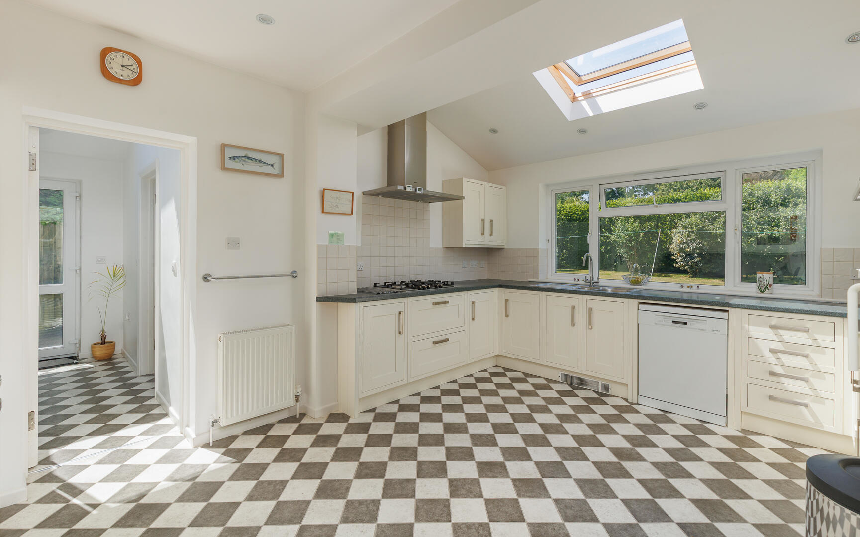Swains Road, Bembridge, photo 4