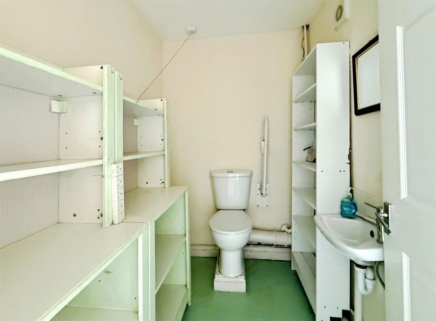 The Mews, Church Road, photo 14