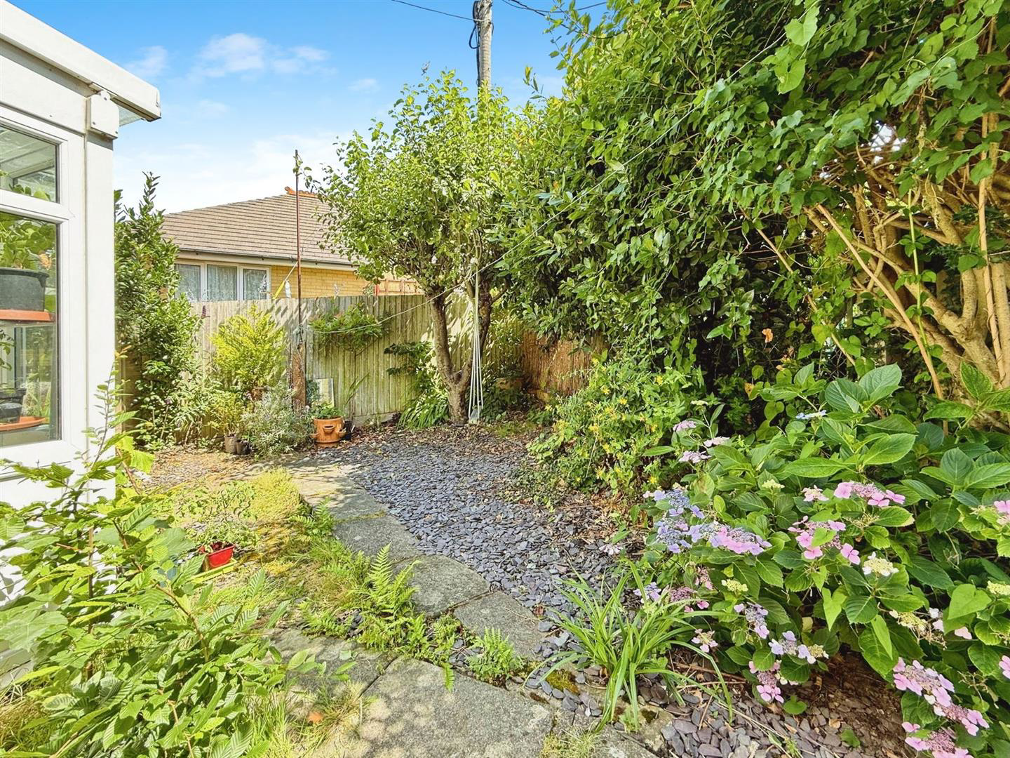 Beatrice Avenue, photo 14
