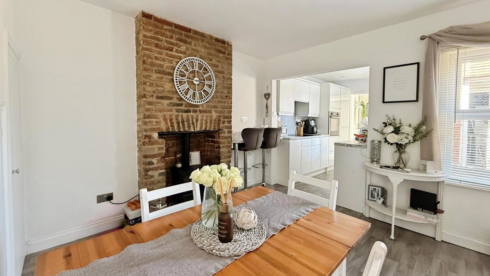 Worsley Road, Newport, photo 4