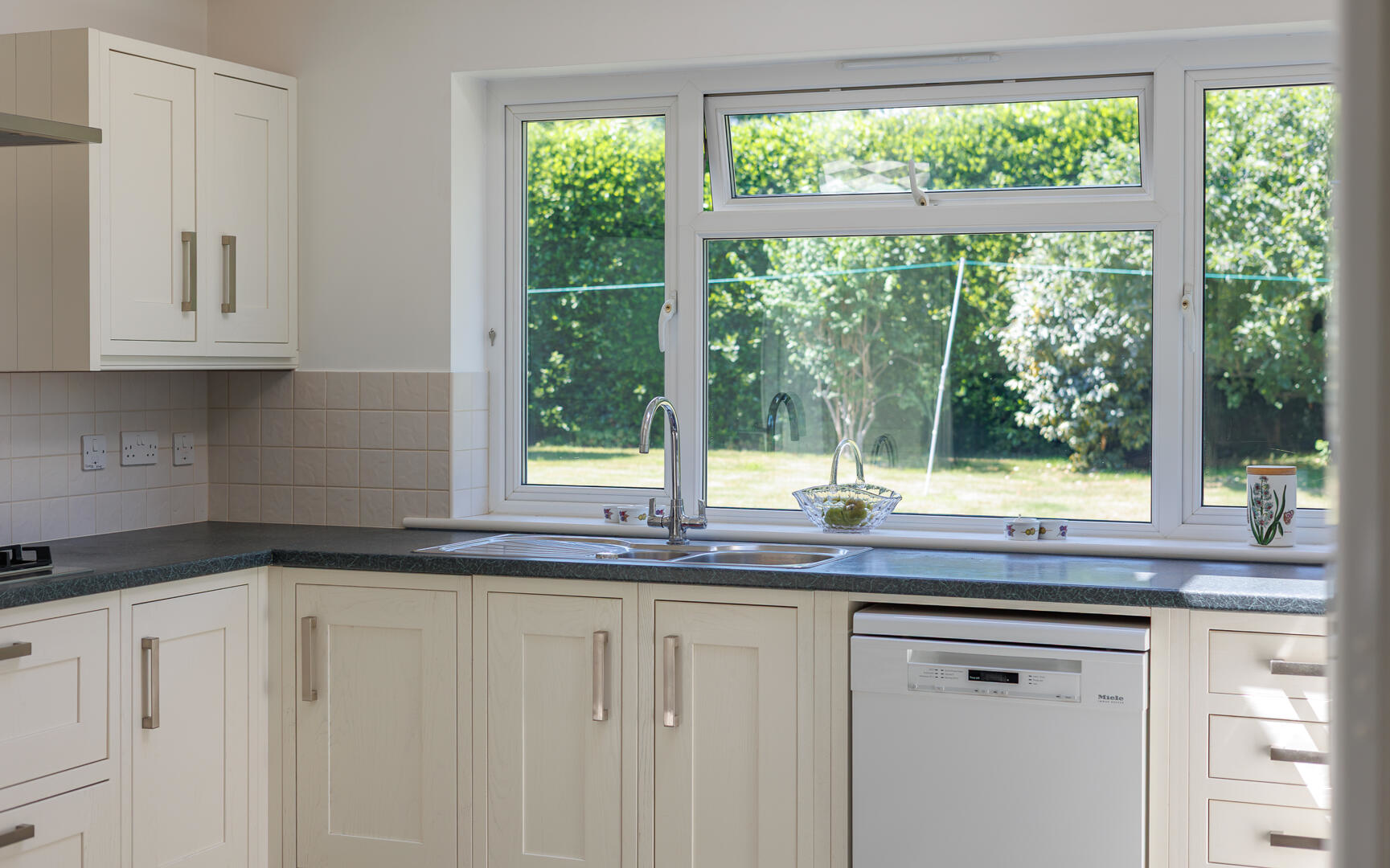 Swains Road, Bembridge, photo 5