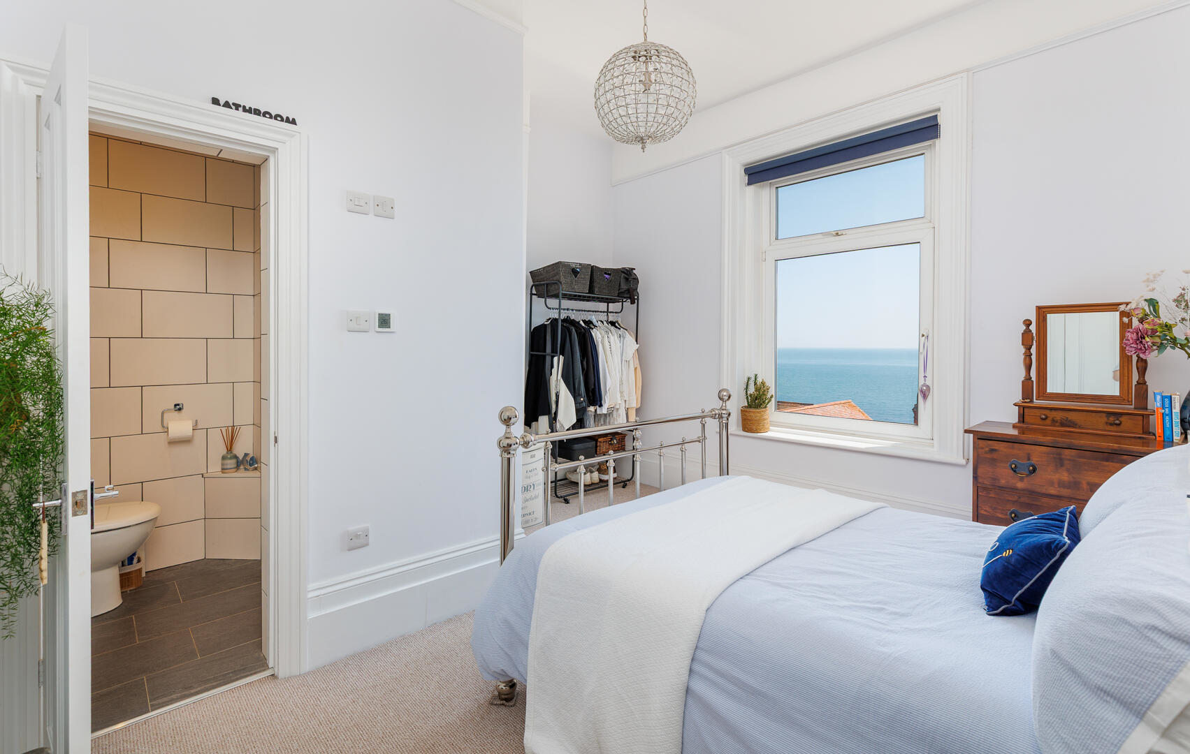 Madeira Road, Ventnor, photo 16