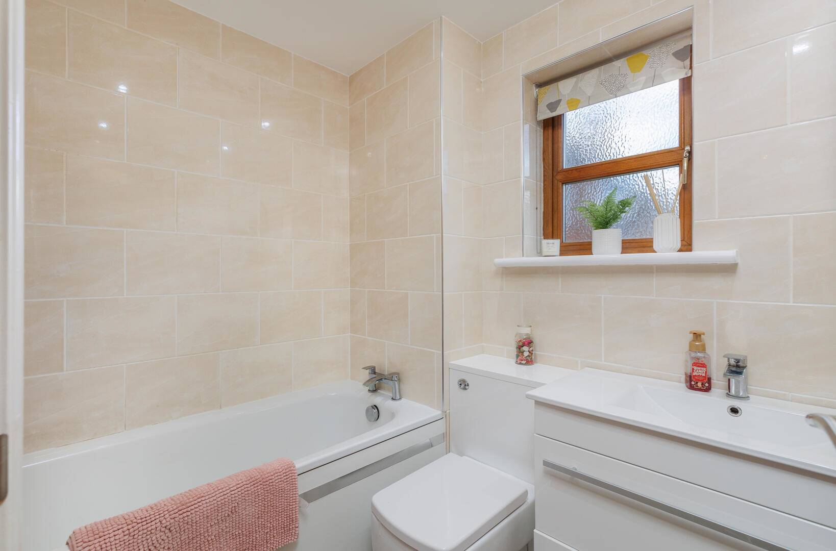 Dodnor Lane, Newport, photo 24