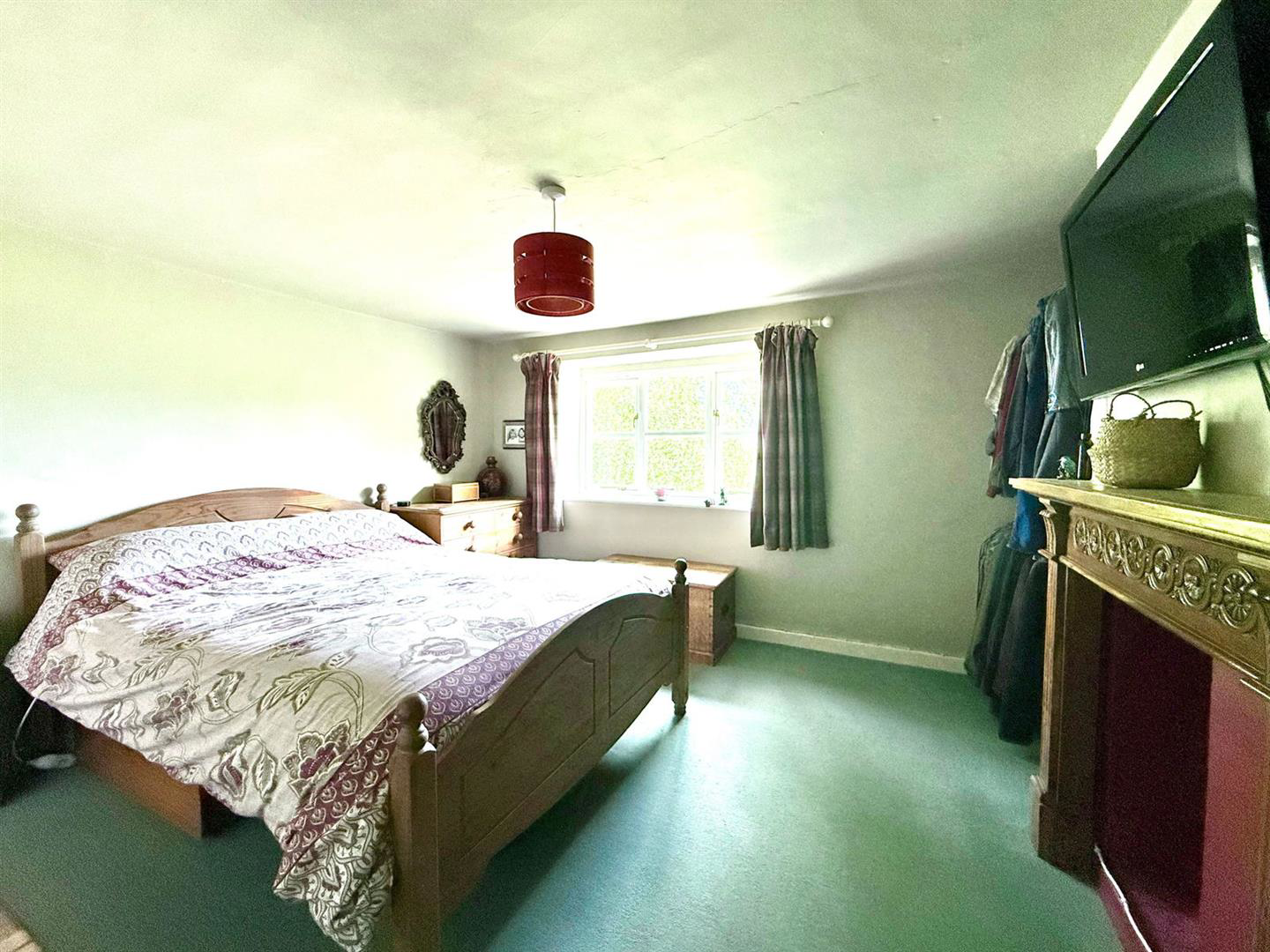 Whitcombe Road, photo 13
