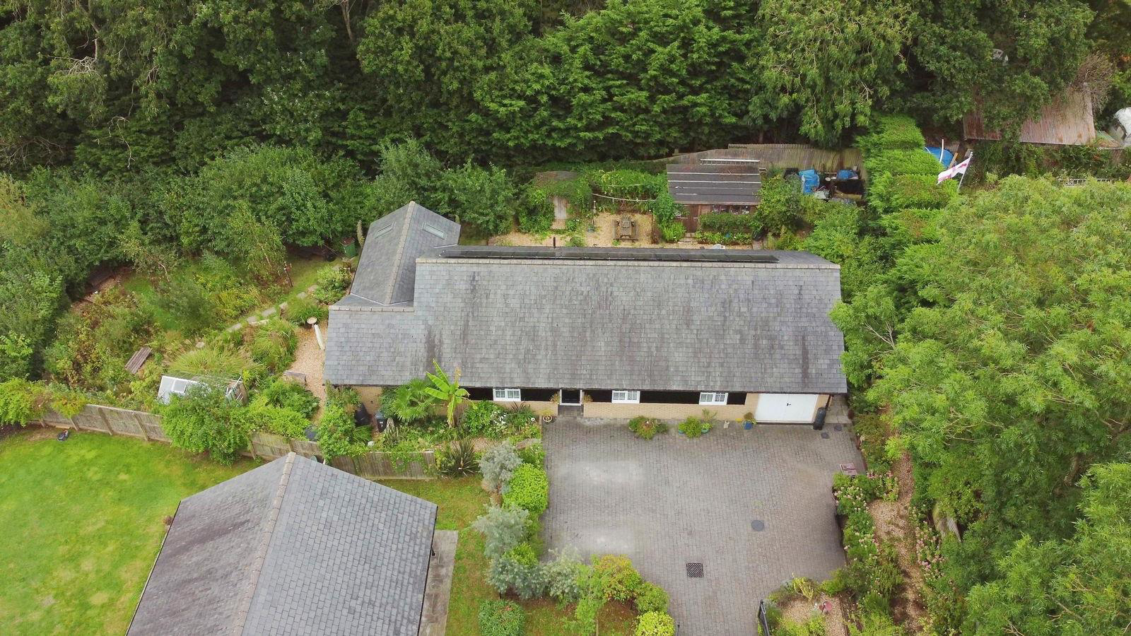 Glen Place, photo 2