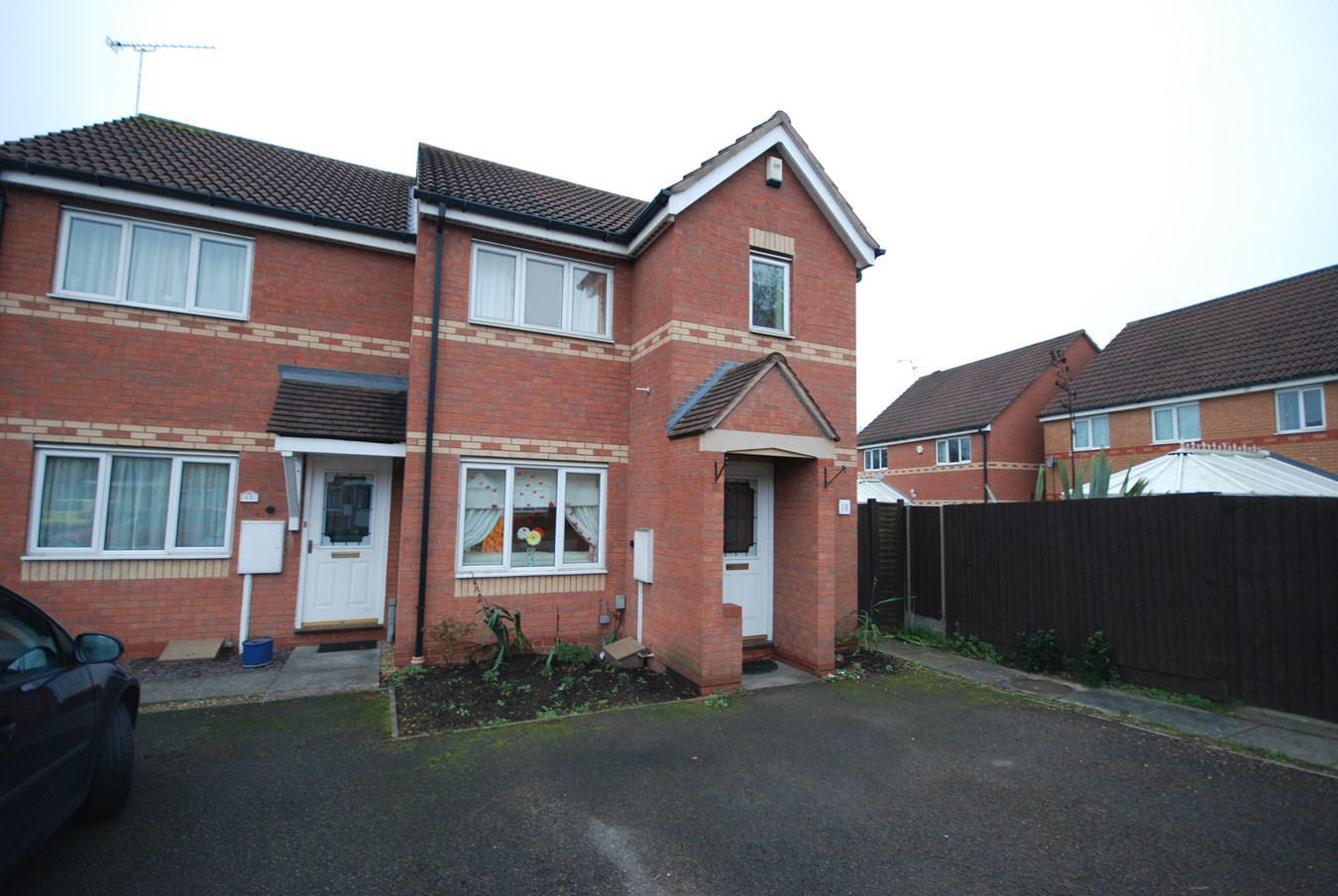 Gabor Close, Rugby, CV21