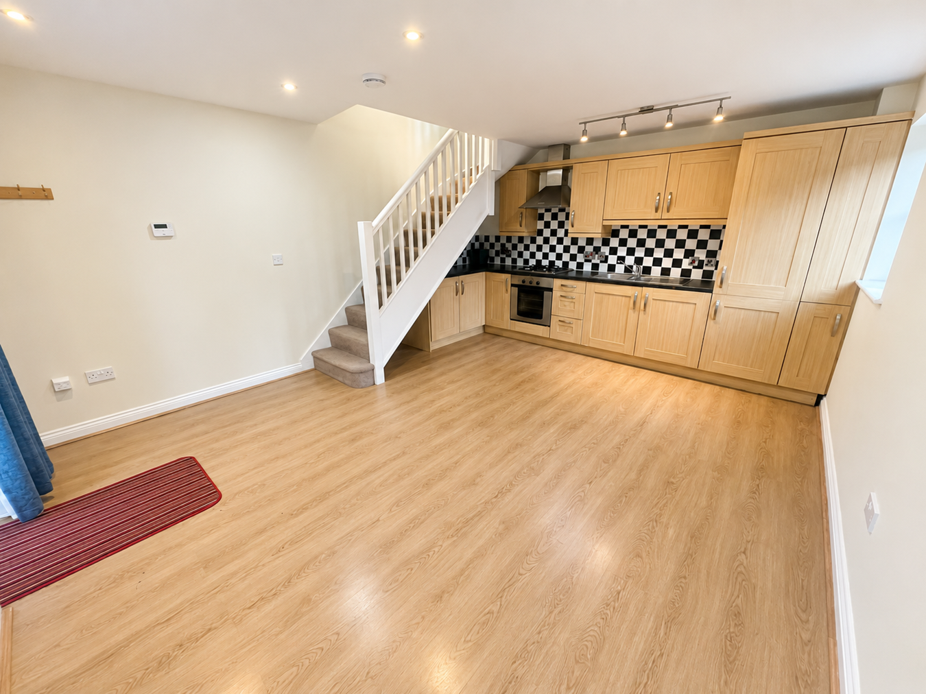 Lowry Court, Lower Street, Hillmorton, Rugby, CV21, photo 2