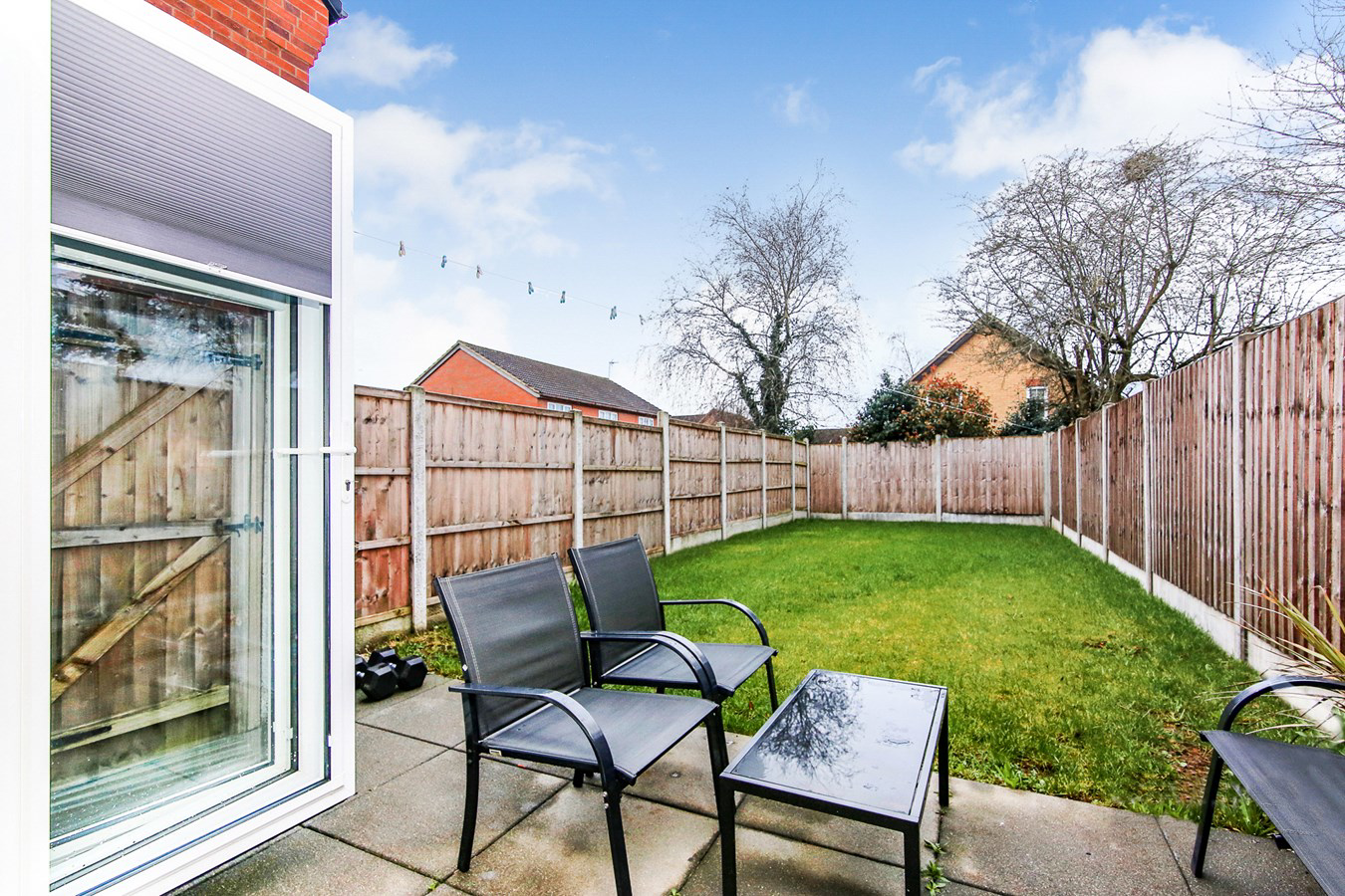 Maino Crescent, Lutterworth, LE17, photo 3