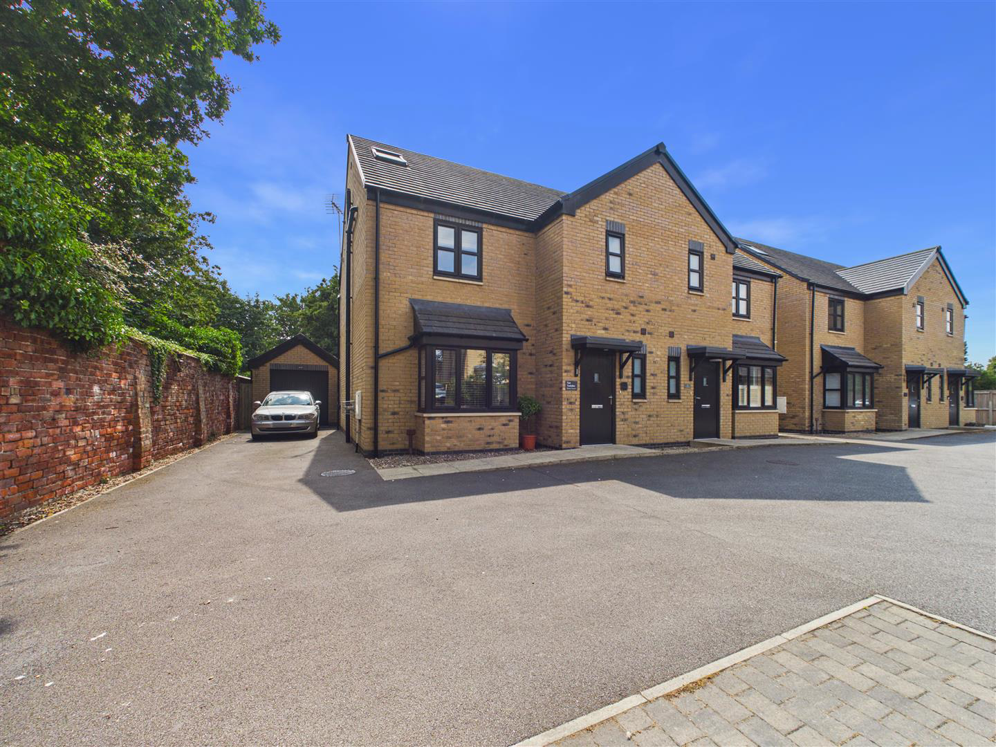 Avocet Close, Brough