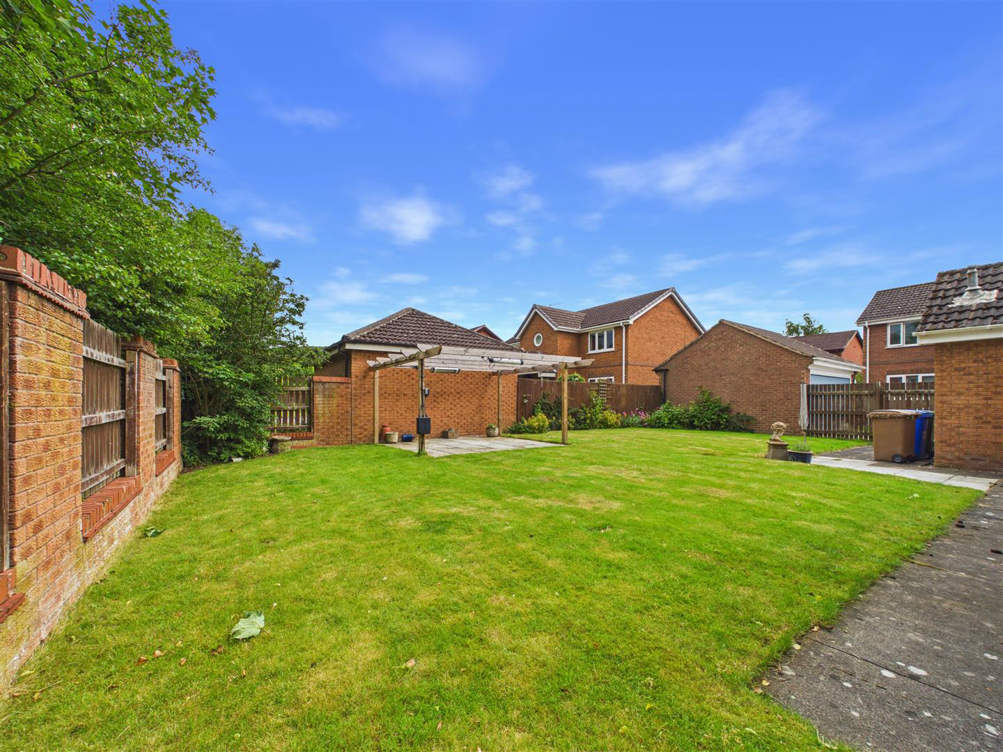 Beverley Road, South Cave, photo 12