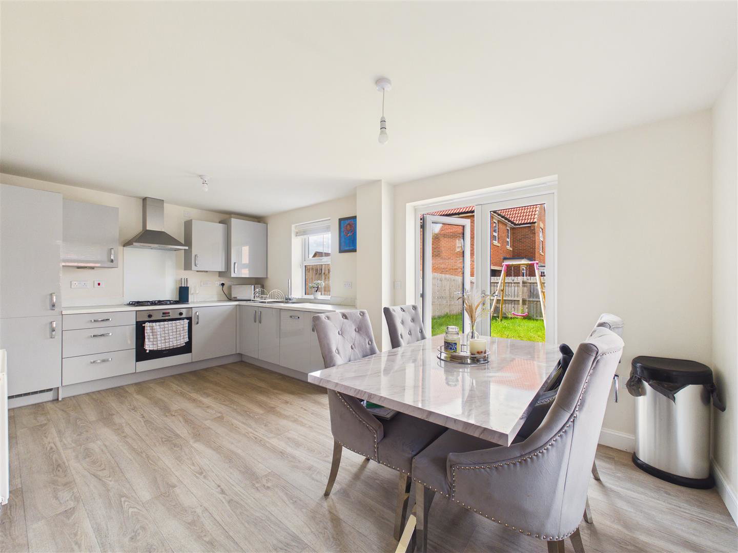 Broad Avenue, Hessle, photo 3