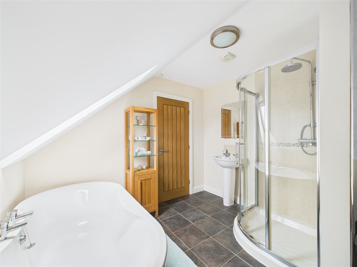 Sandholme Road, Gilberdyke, photo 15
