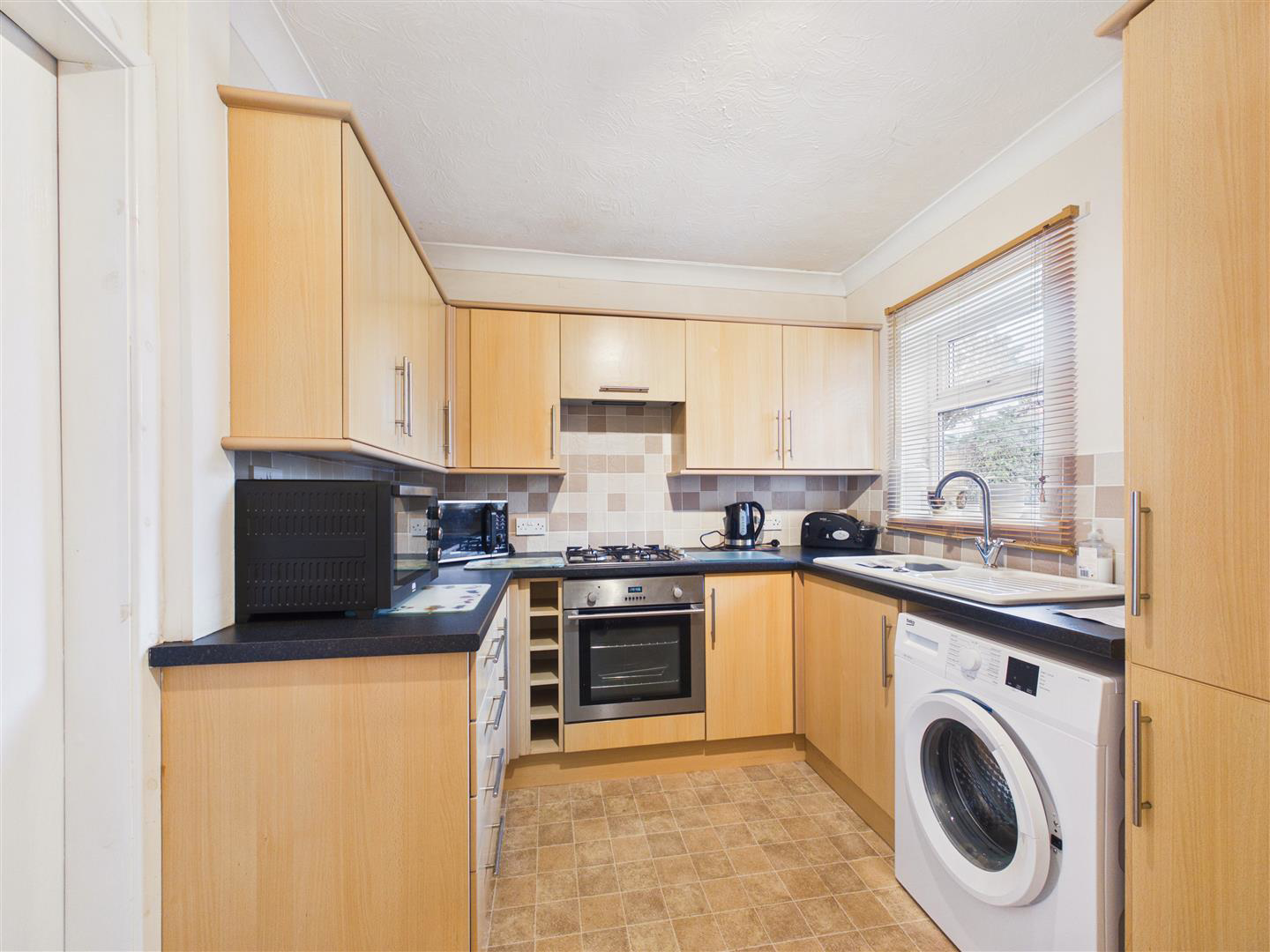 Jill Grove, Hessle, photo 5