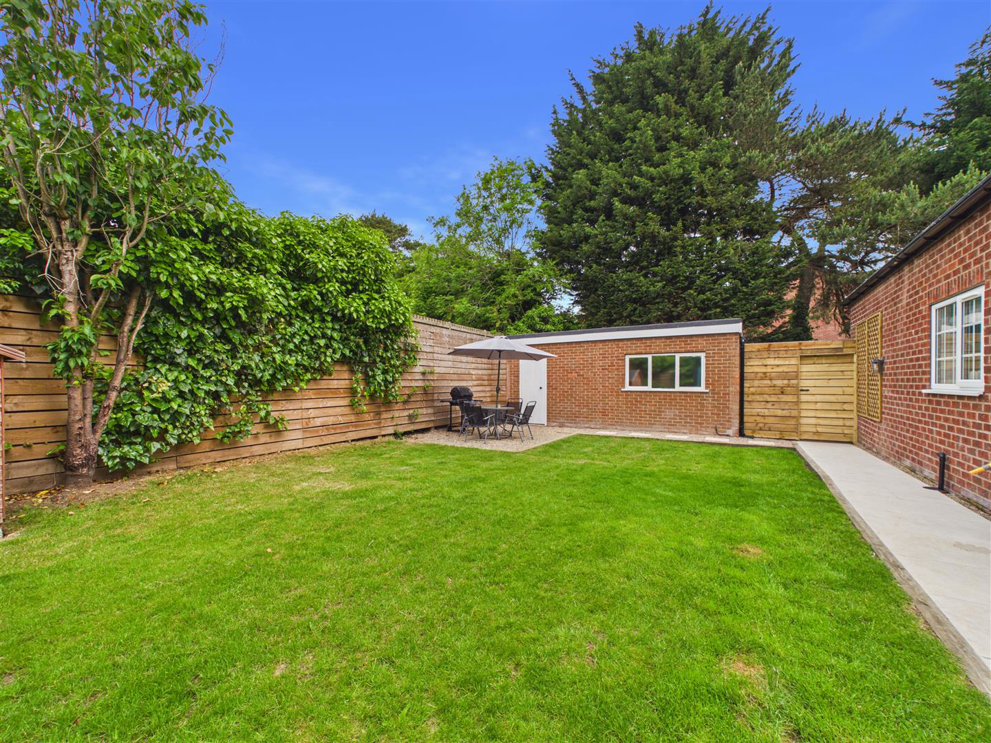 Tranby Lane, Swanland, photo 32