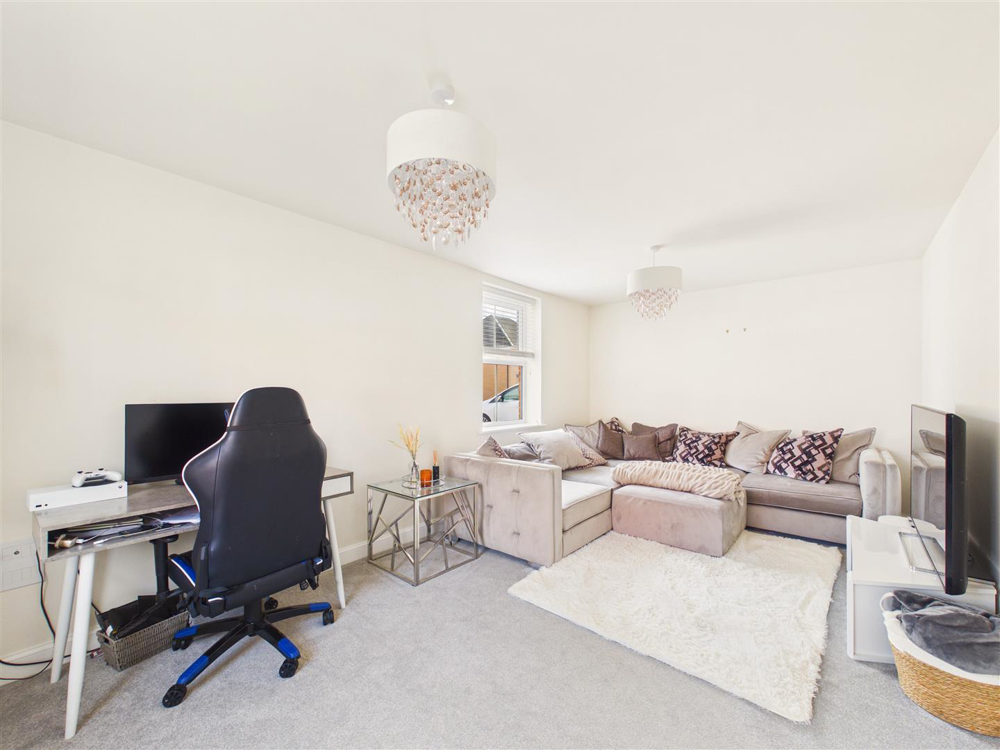 Broad Avenue, Hessle, photo 4
