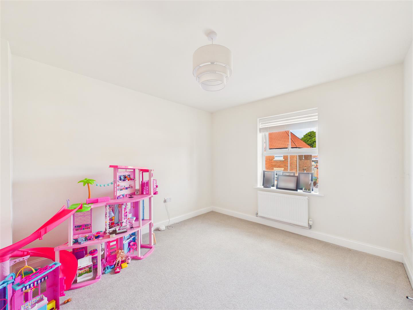 Broad Avenue, Hessle, photo 7
