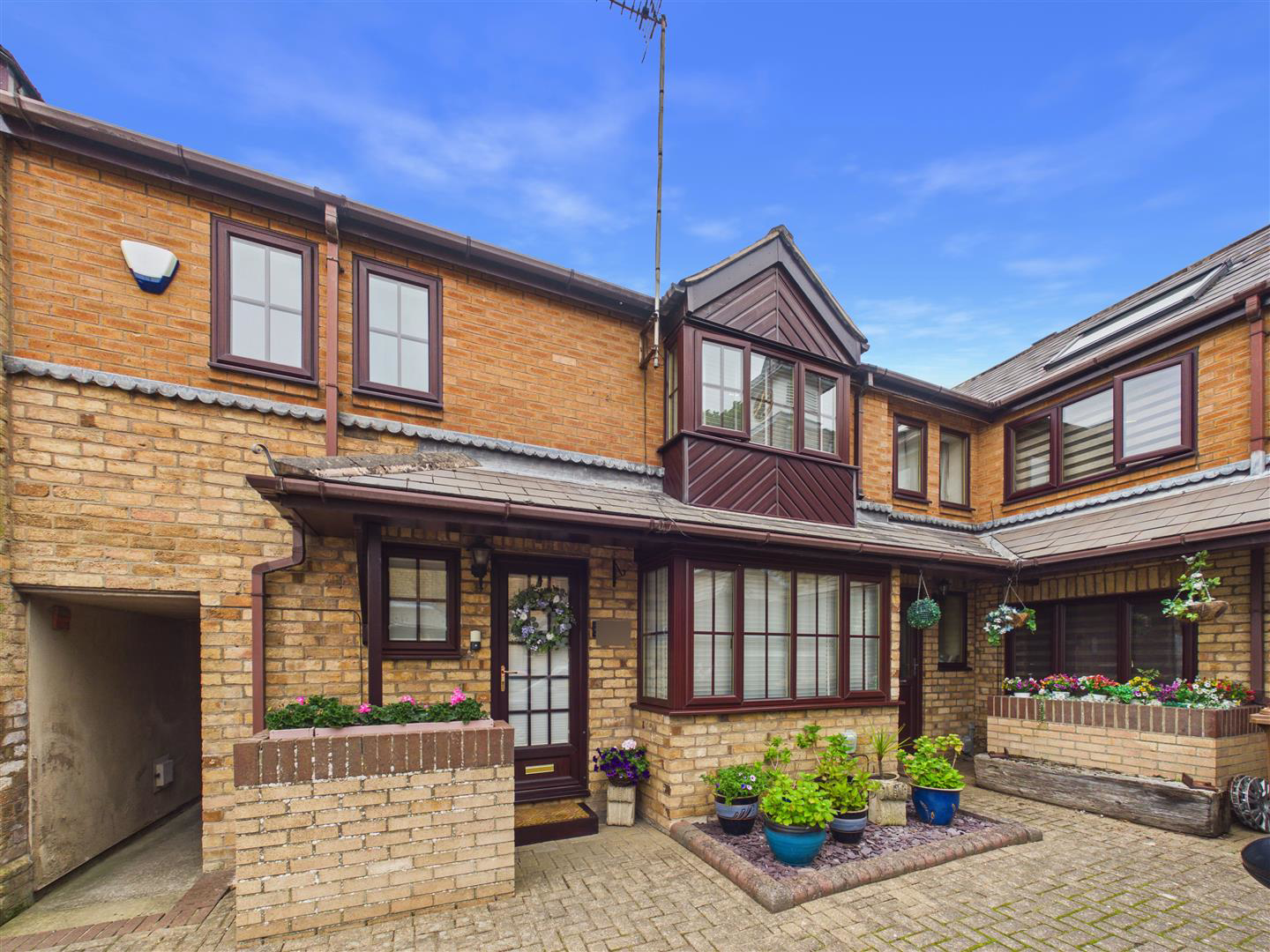 Belmont Farm, Cliff Road, Hessle