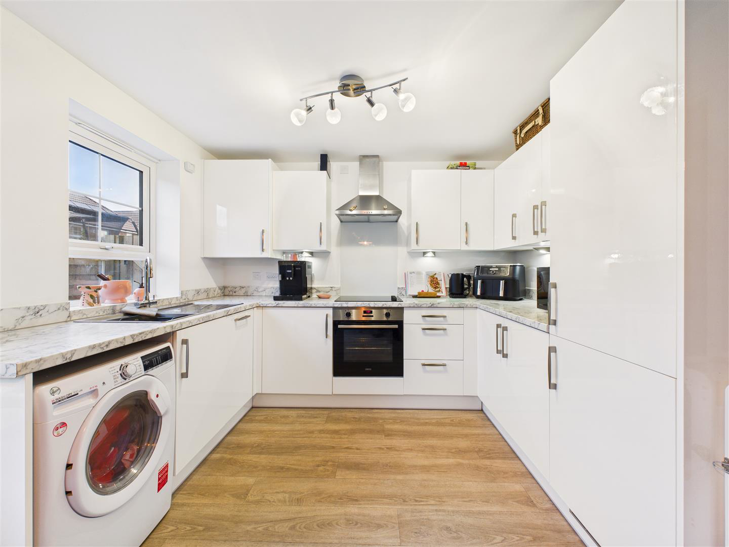 Clarke Avenue, Hessle, photo 2