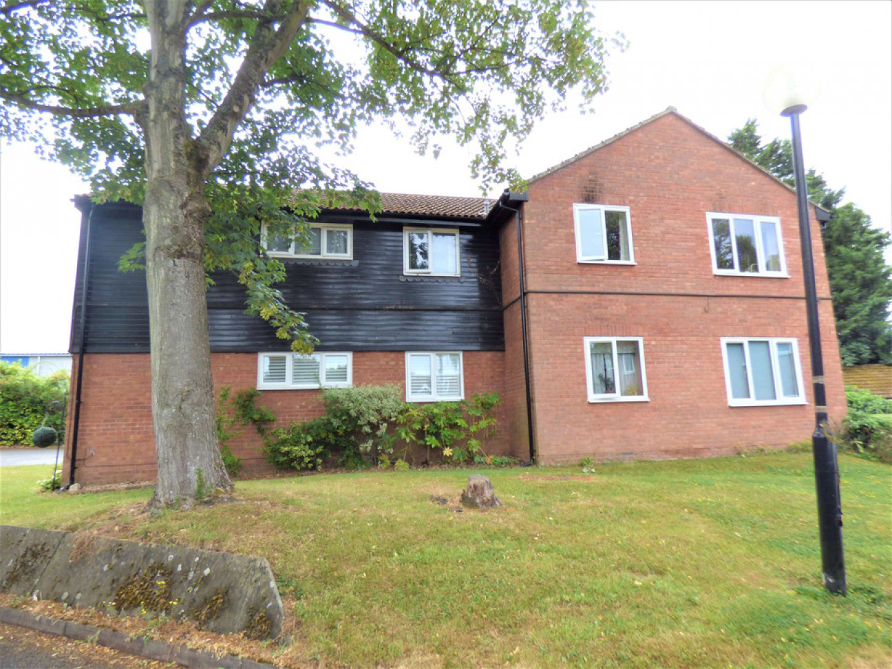 Bookham Court, Church Road, Surrey, Leatherhead, KT23 3ET