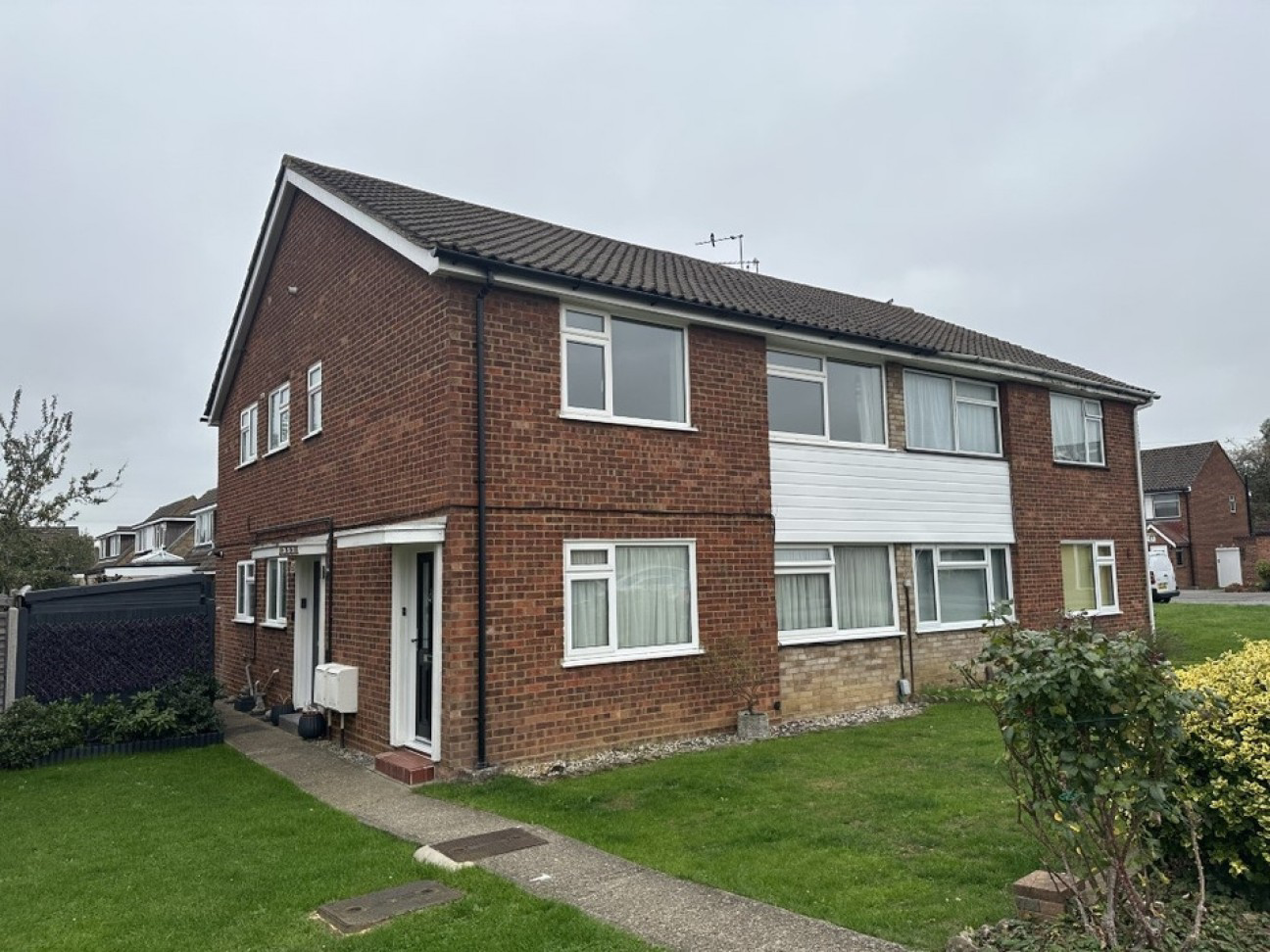Surrey, Epsom, KT19 9LS