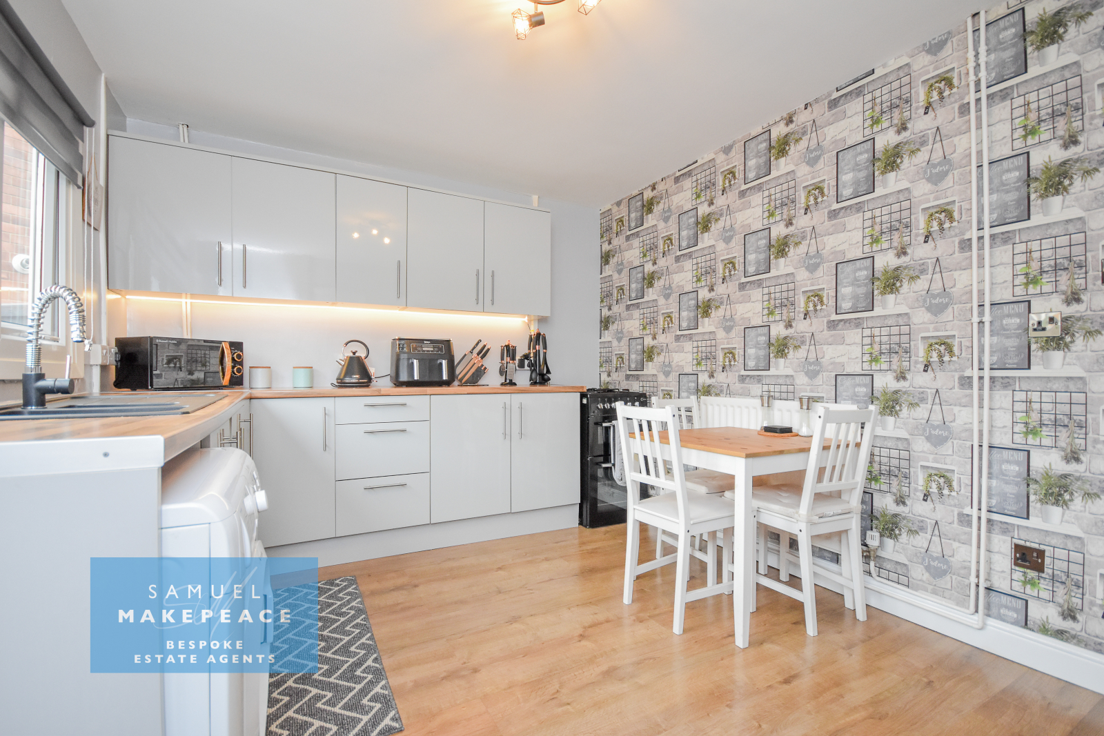 Community Drive, Smallthorne, Stoke-on-Trent, photo 6