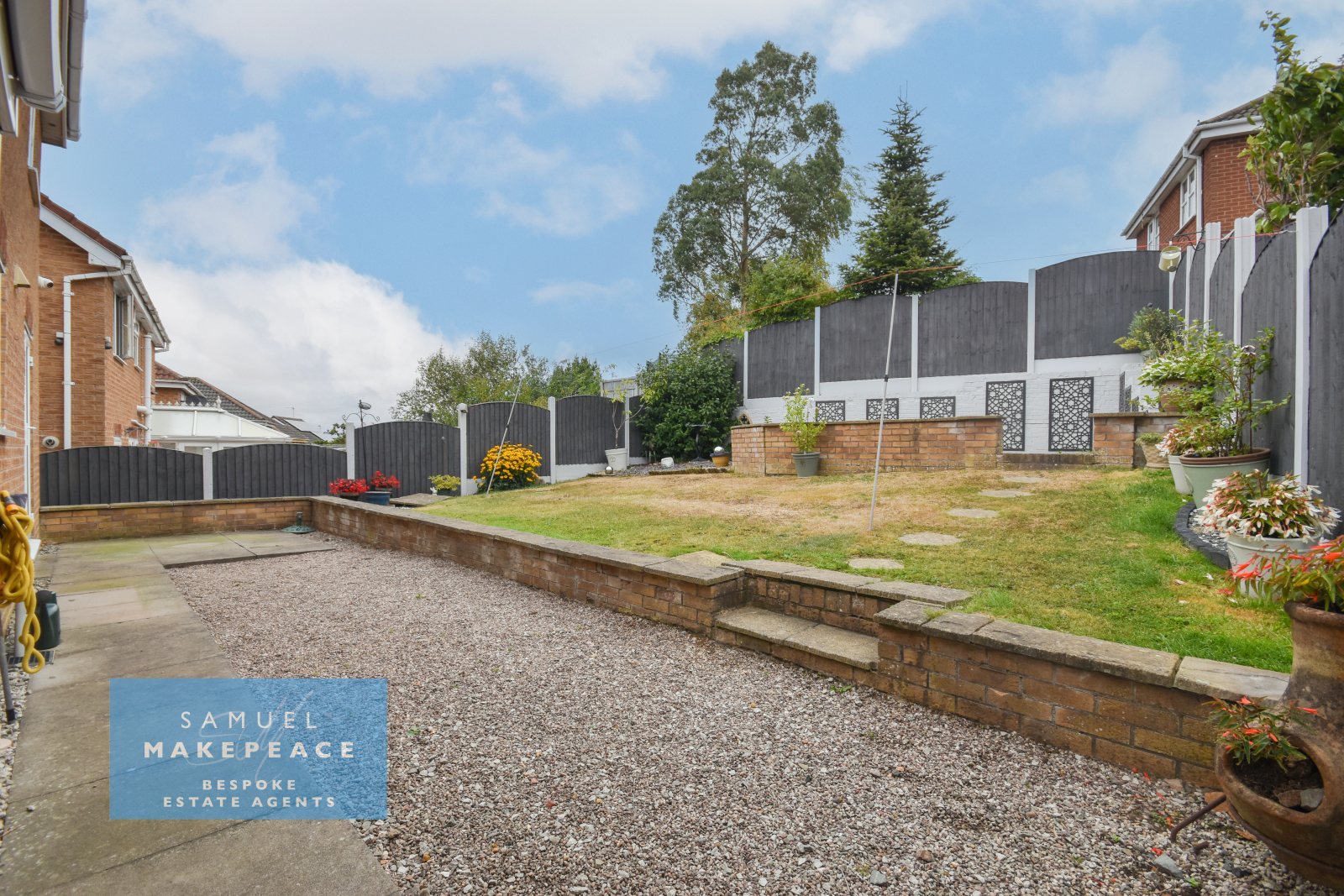 Spitfire Way, Tunstall, Stoke-on-Trent, photo 26
