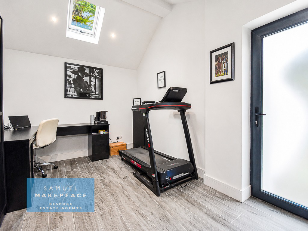 Hanchurch Lane, Hanchurch, Staffordshire, photo 42