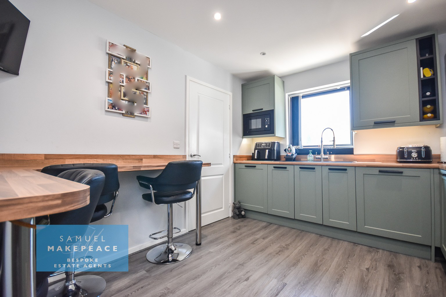 Woodcastle Crescent, Chesterton, Newcastle-Under-Lyme, photo 4