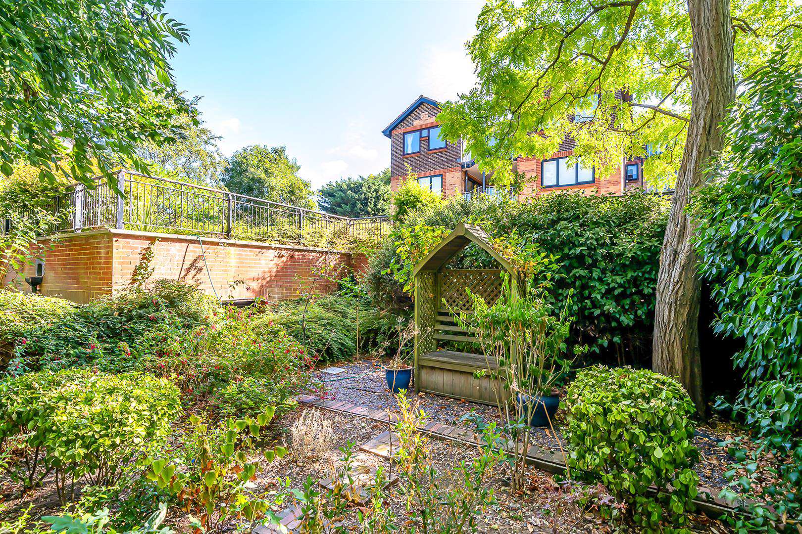 Blyth Road, Bromley, BR1, photo 25