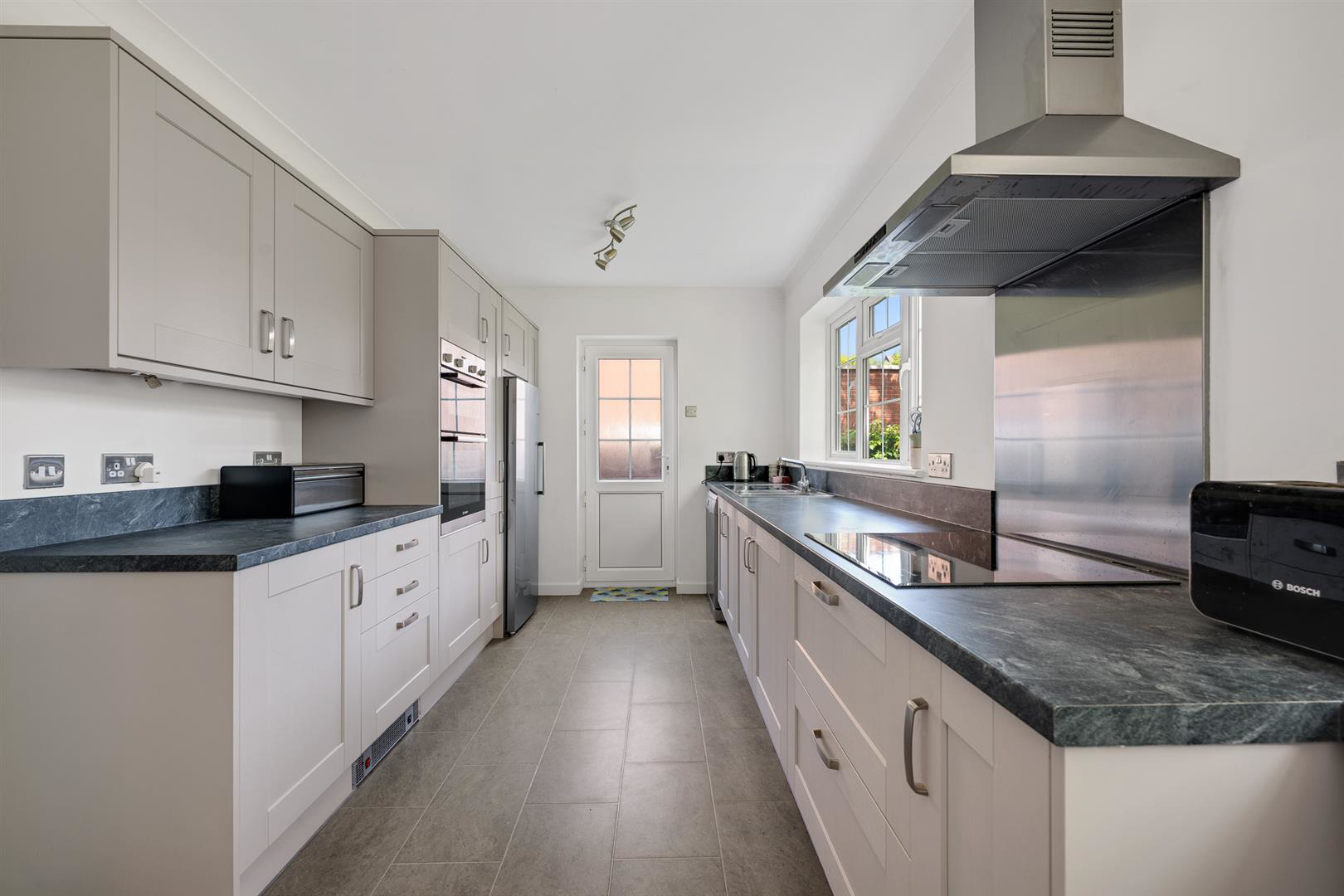Cairndale Close, Sundride Park, Bromley, BR1, photo 9