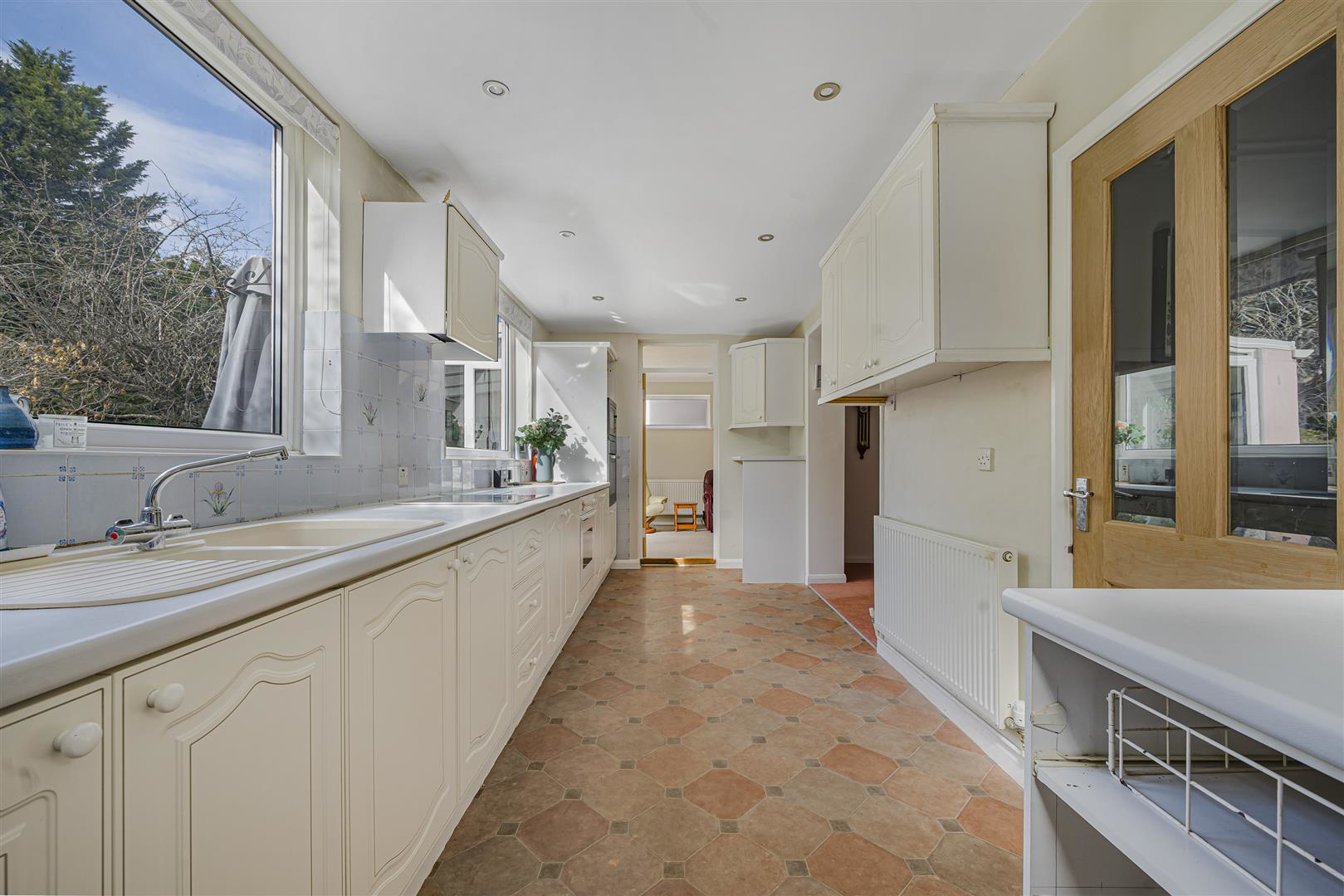 Woodlea Drive, Bromley, photo 7