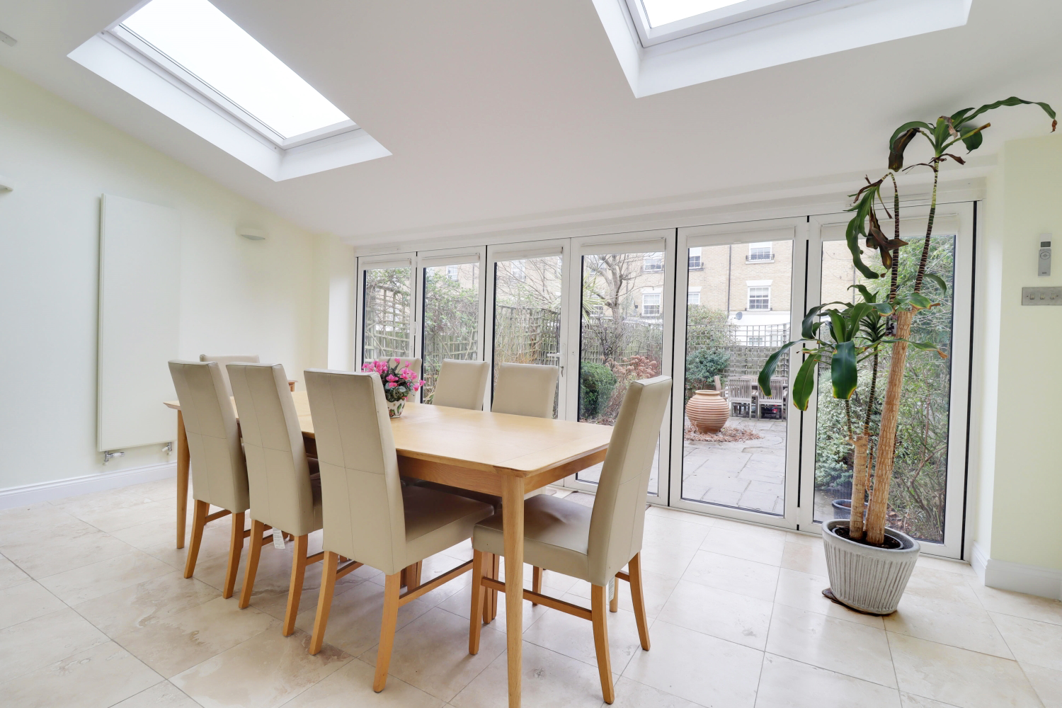 Southlands Drive, photo 5
