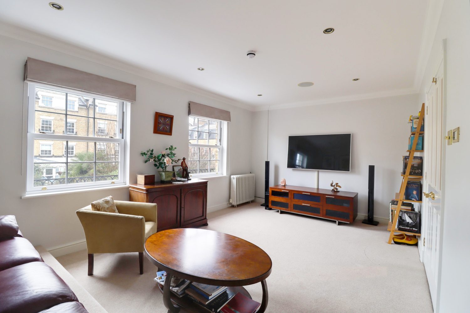 Southlands Drive, photo 6