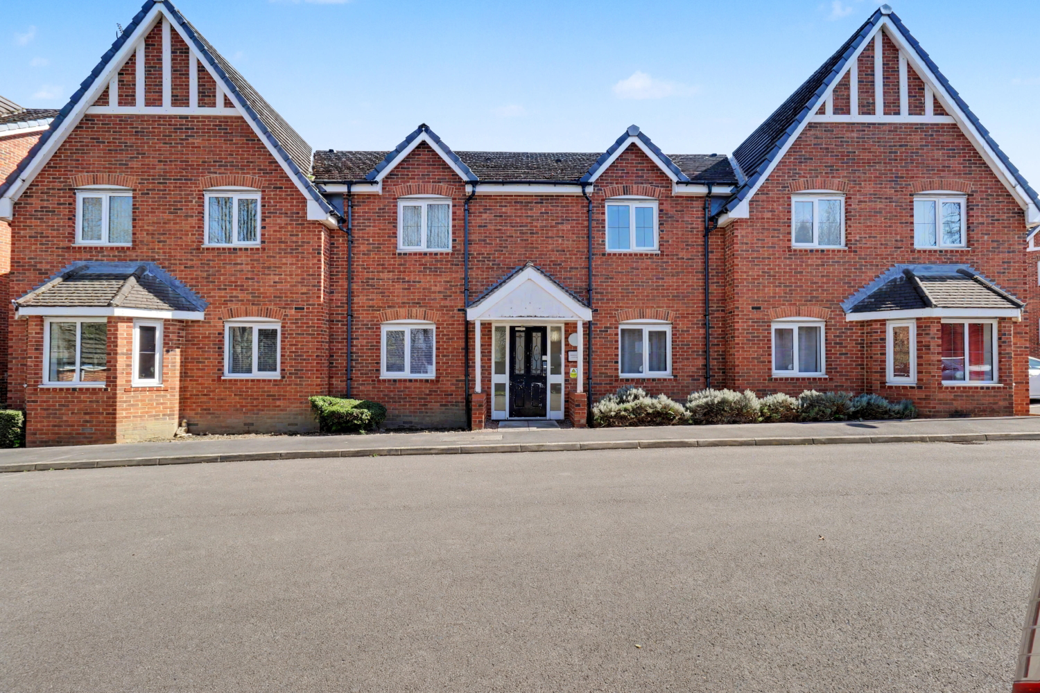Castle Mews, Pontefract, West Yorkshire, WF8