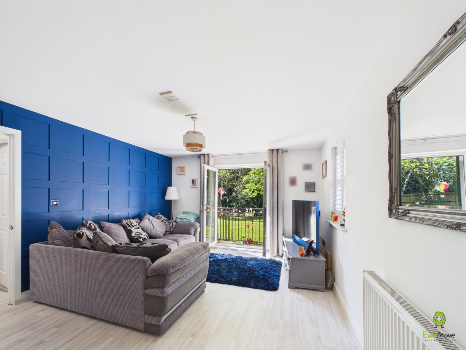 Empire Walk, Greenhithe, Kent, DA9