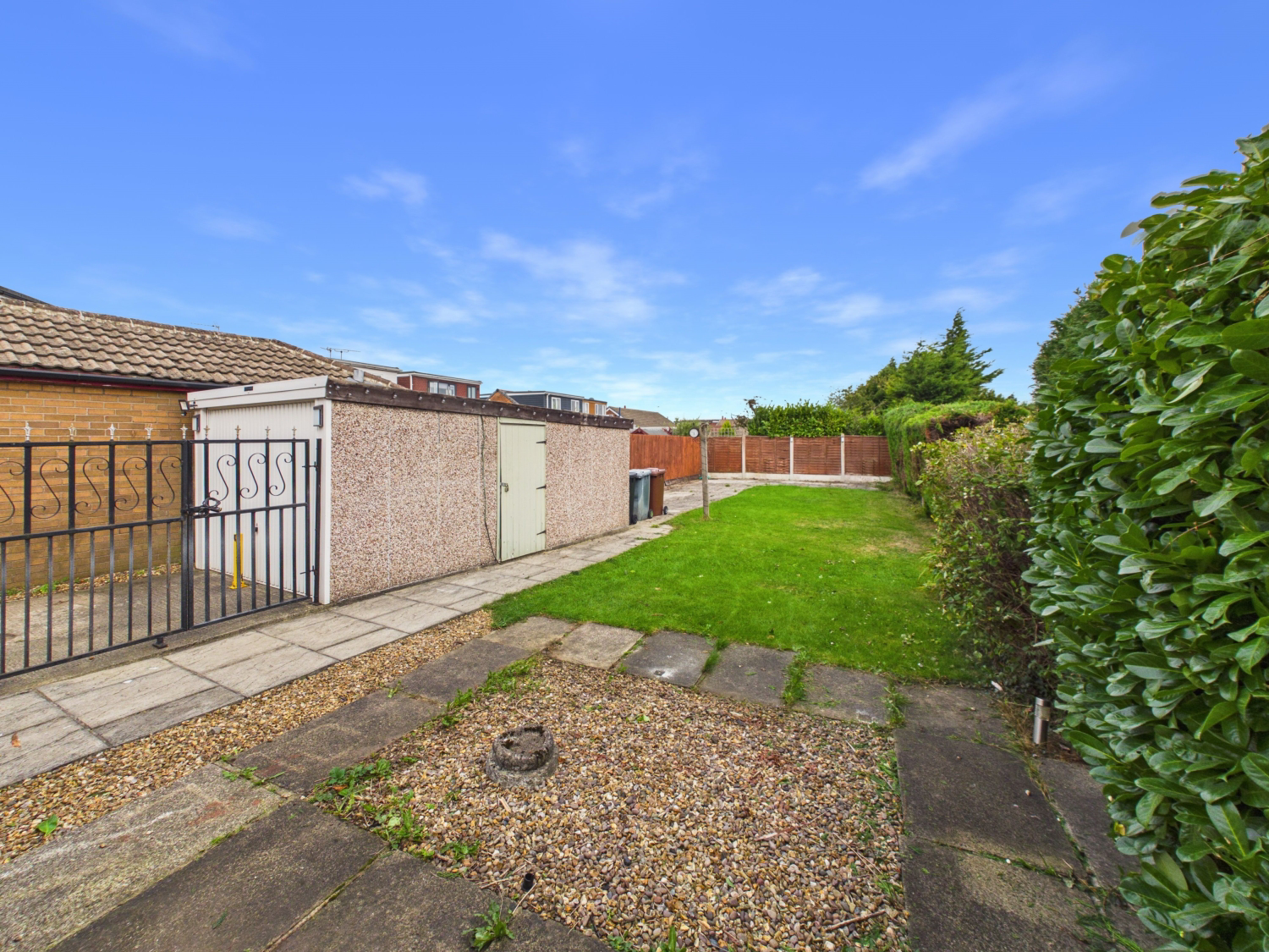 Scott Green Crescent, Gildersome, Leeds, West Yorkshire, LS27, photo 4