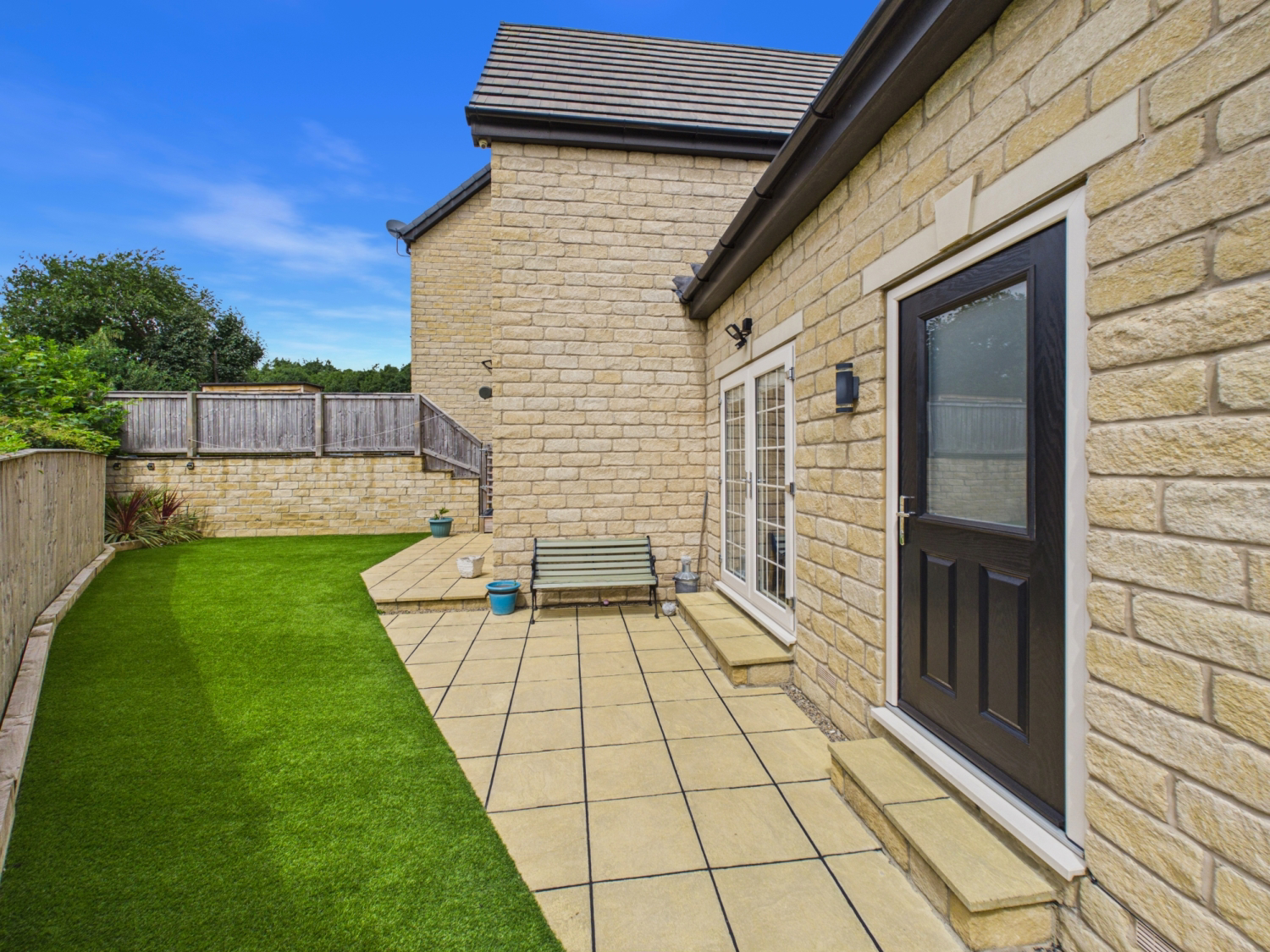 Moat Hill Farm Drive, Birstall, photo 35