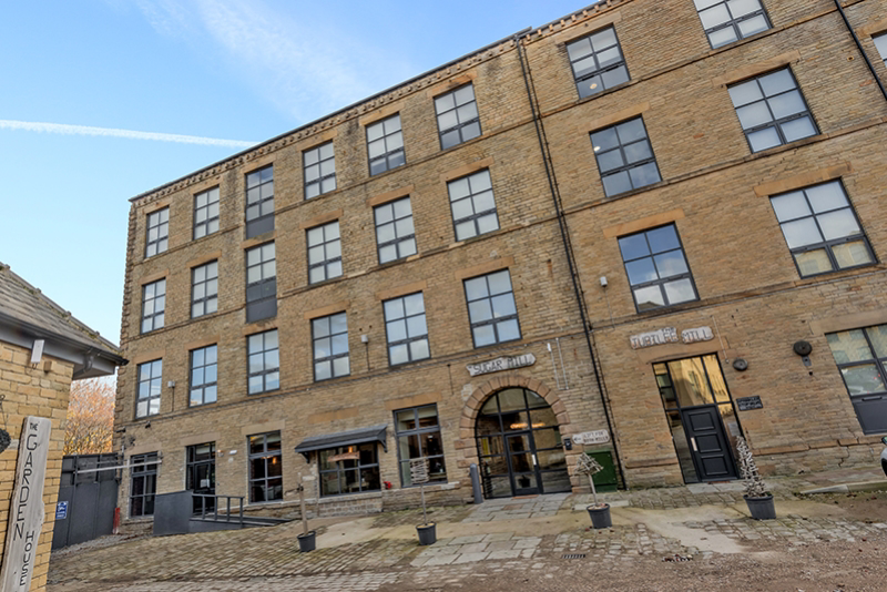 Apartment 33 The Sugar Mill, Upper Blakeridge Lane, Batley, photo 2