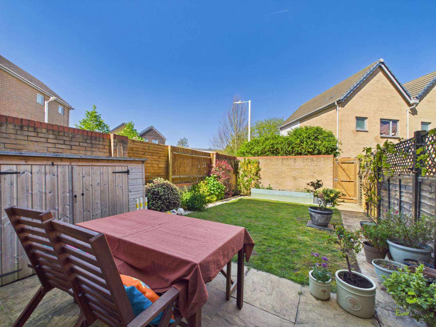  Presented by Nicoleta at EweMove Bexleyheath and Dartford
Boroughs
